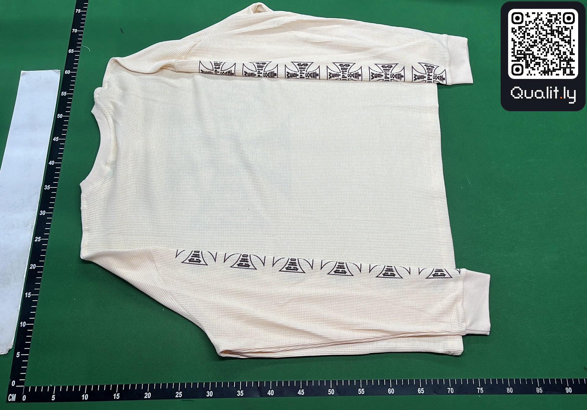 T-shirt QC photo 3 of 12