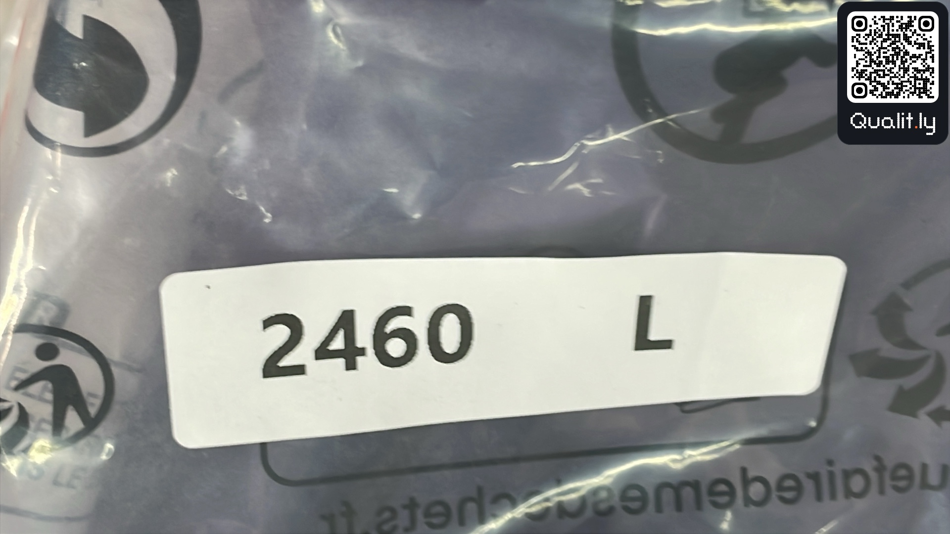 Jeansy — zdjęcie QC 1 z 4