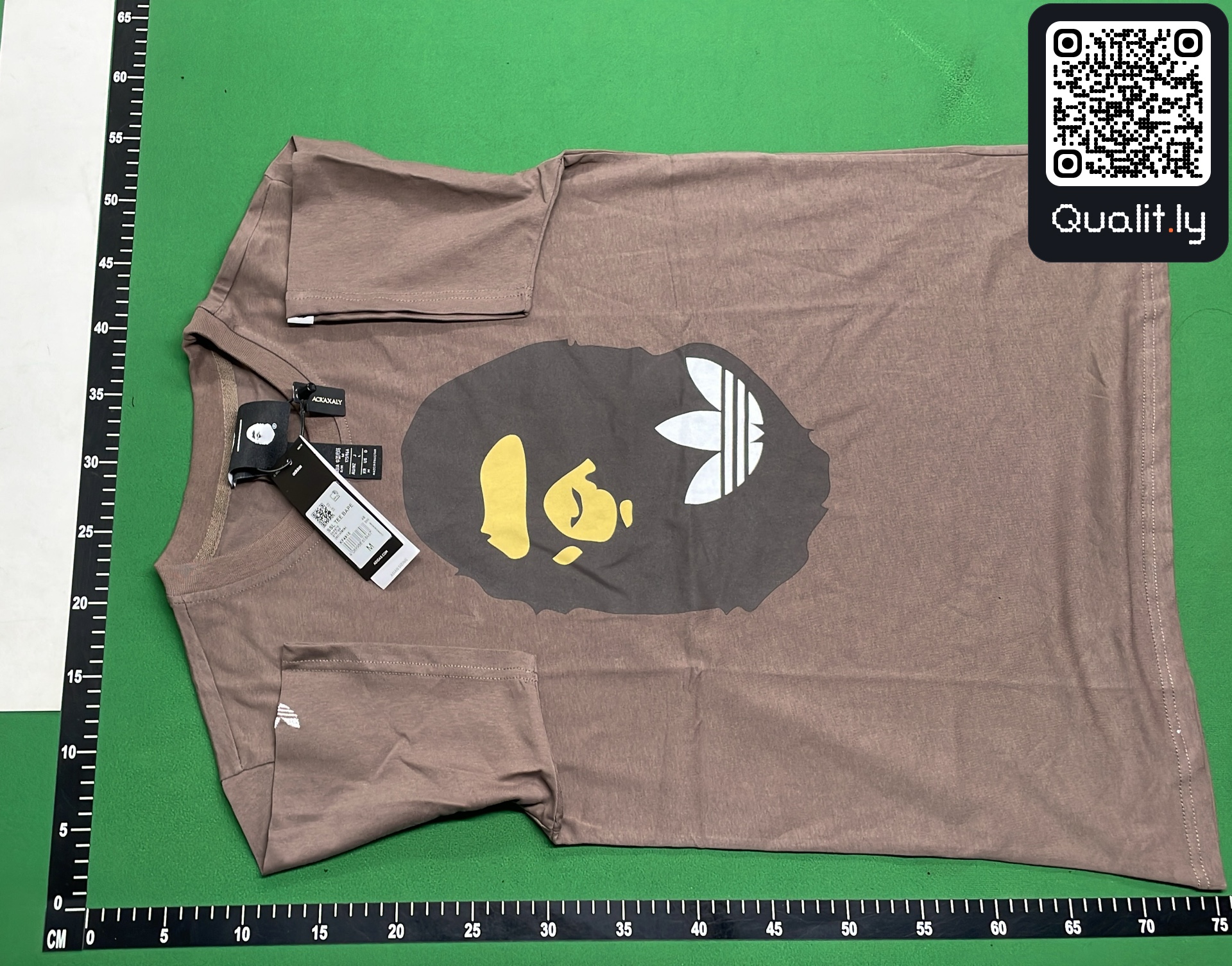 T-Shirt — QC-Foto 2 von 4