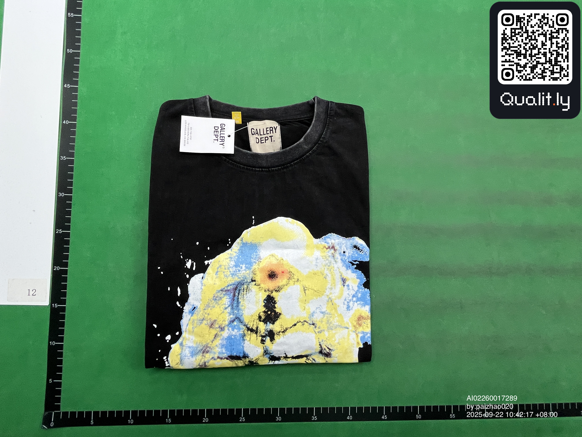 T-shirt — QC-foto 1 av 8
