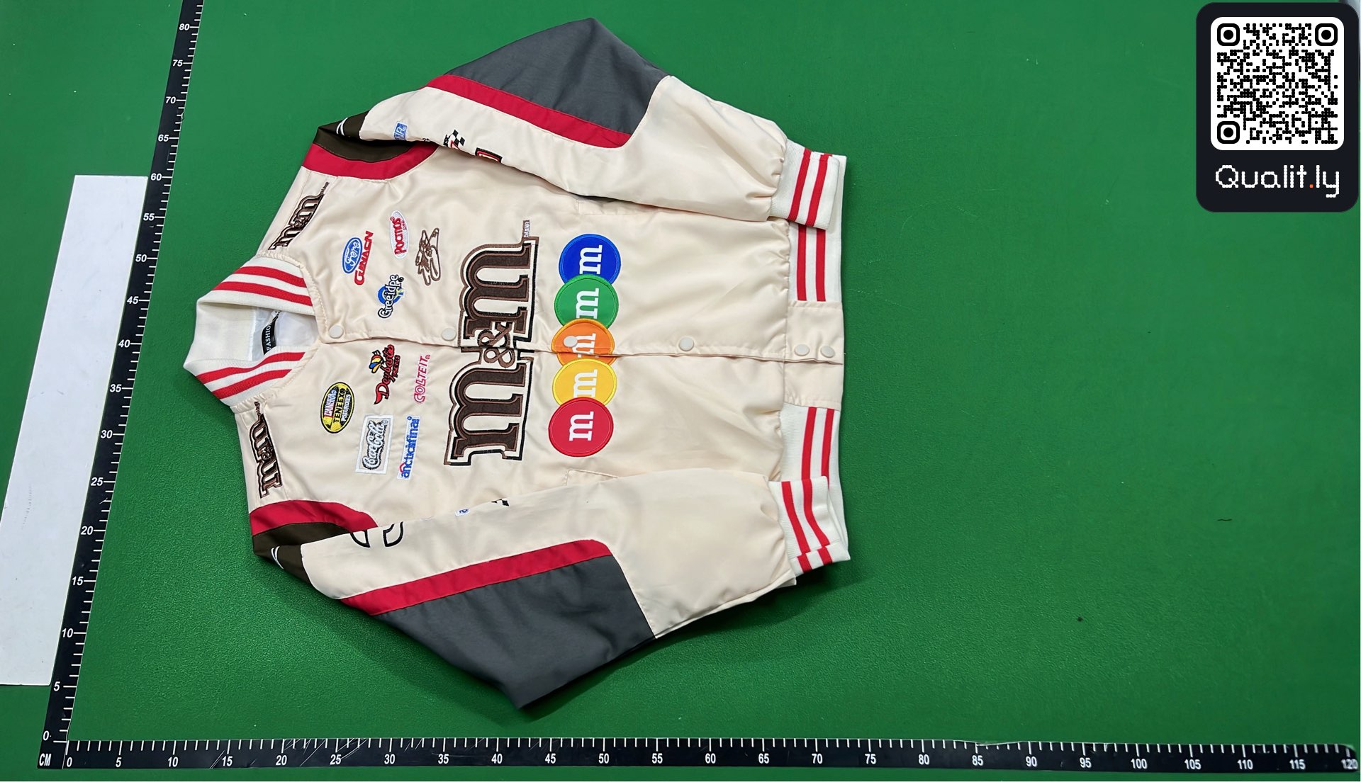 Jacke — QC-Foto 2 von 24
