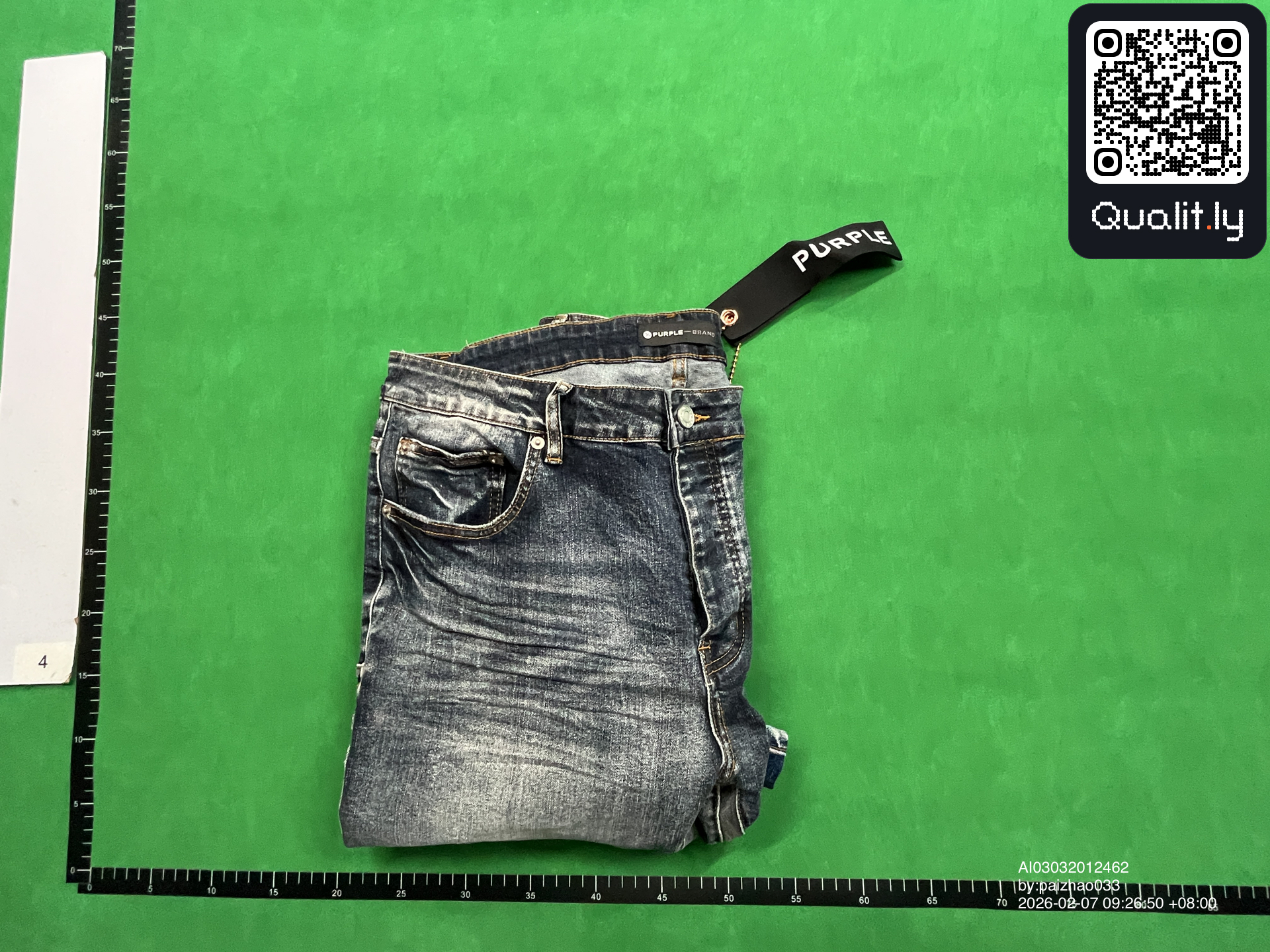 Blugi — fotografie QC 1 din 108