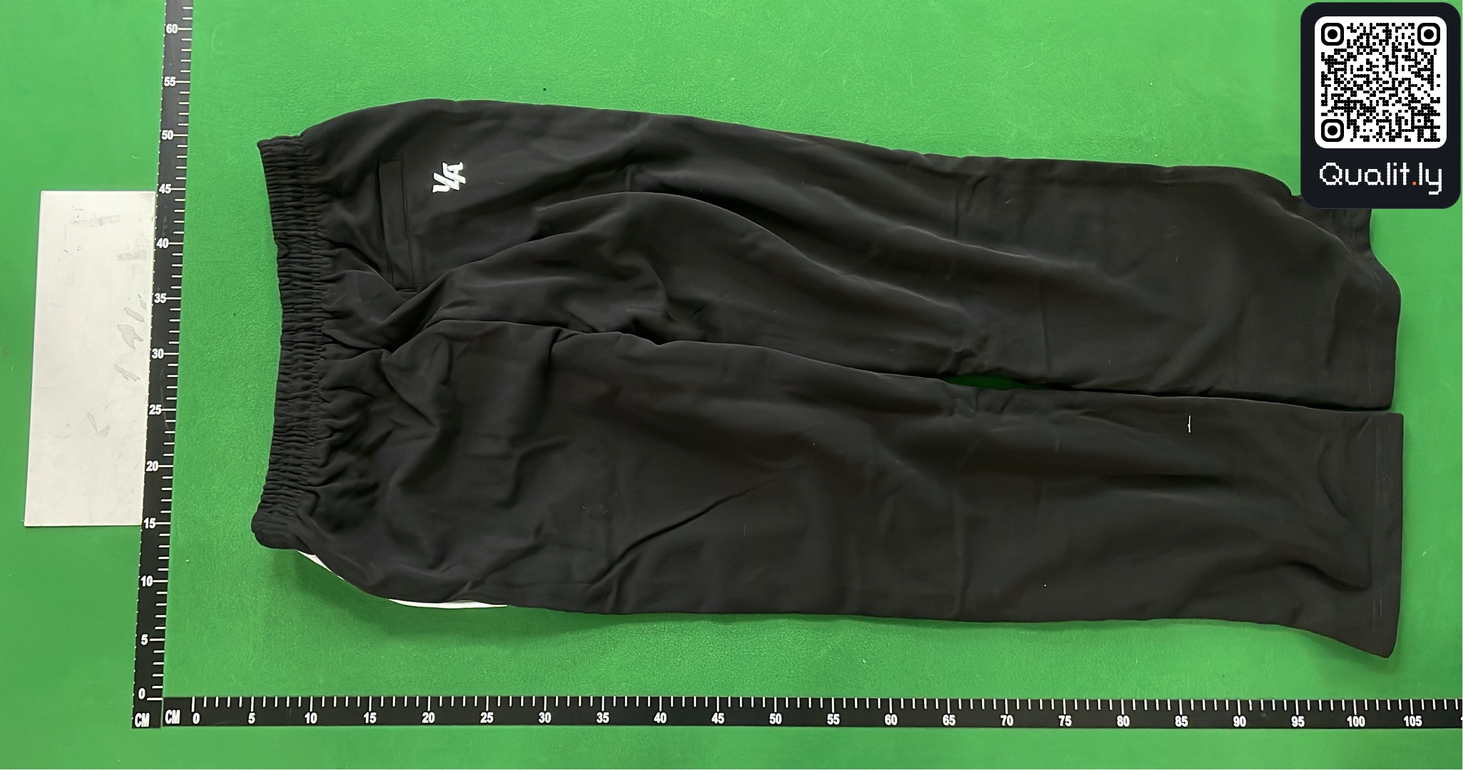 Pantalon — photo QC 3 sur 4
