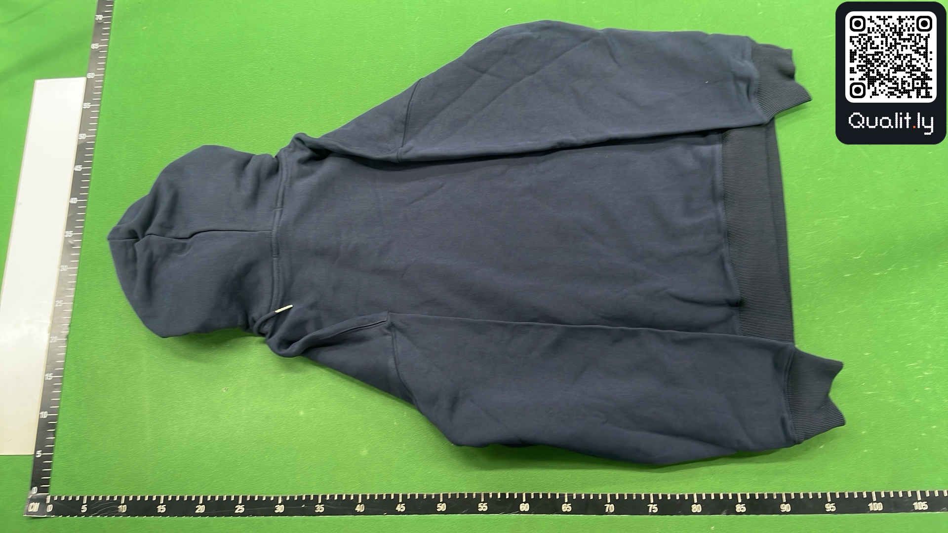 Bluza z kapturem — zdjęcie QC 3 z 14