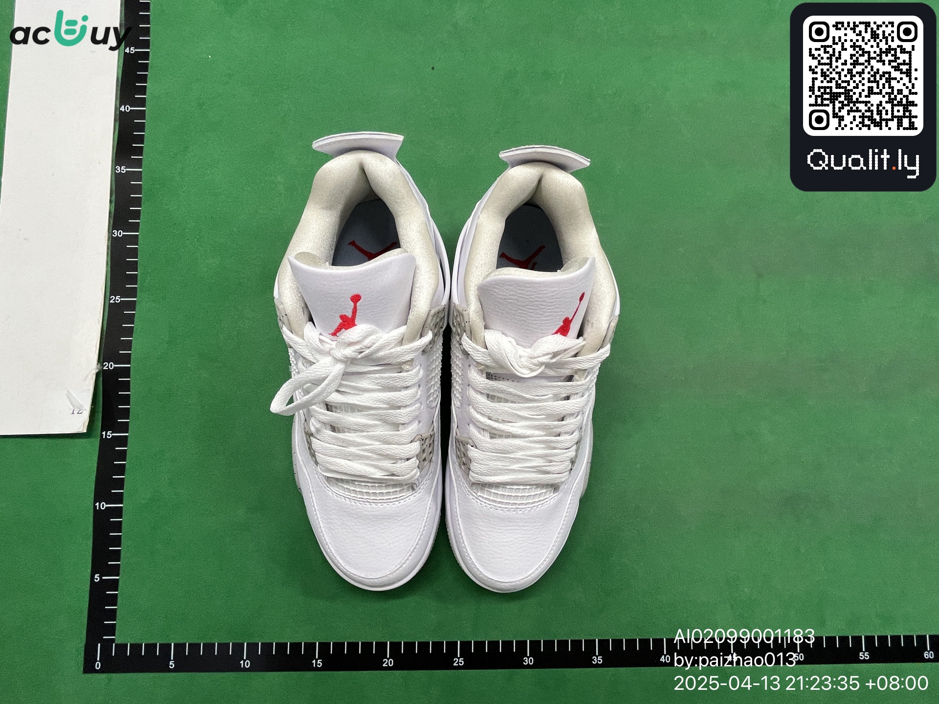 Sneakers — QC-foto 1 av 6