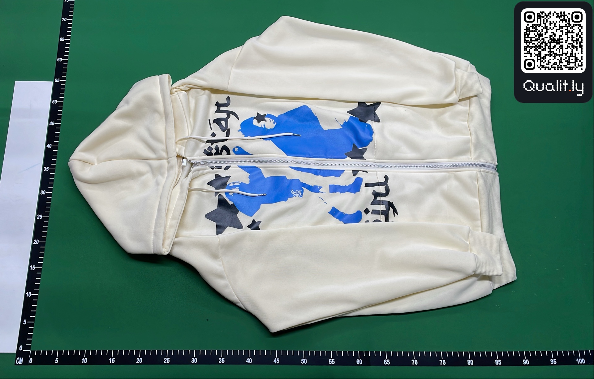 Hoodie QC photo 2 of 42