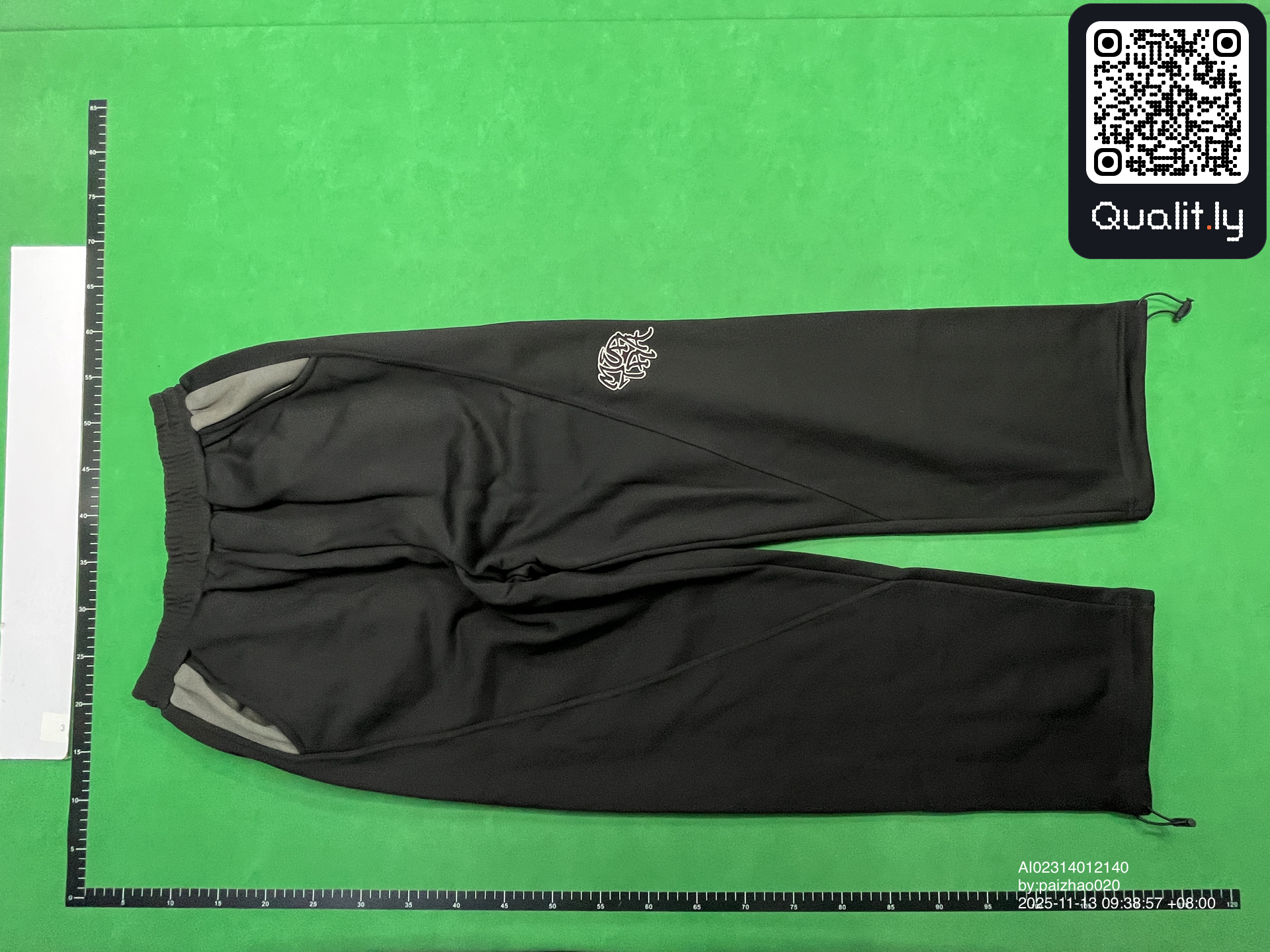 Bluza z kapturem — zdjęcie QC 3 z 50