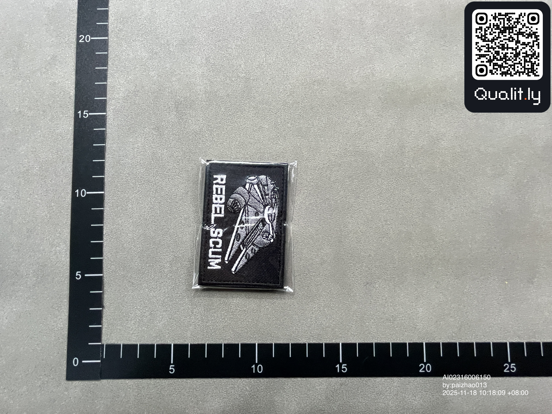 Foto QC 1 de 3