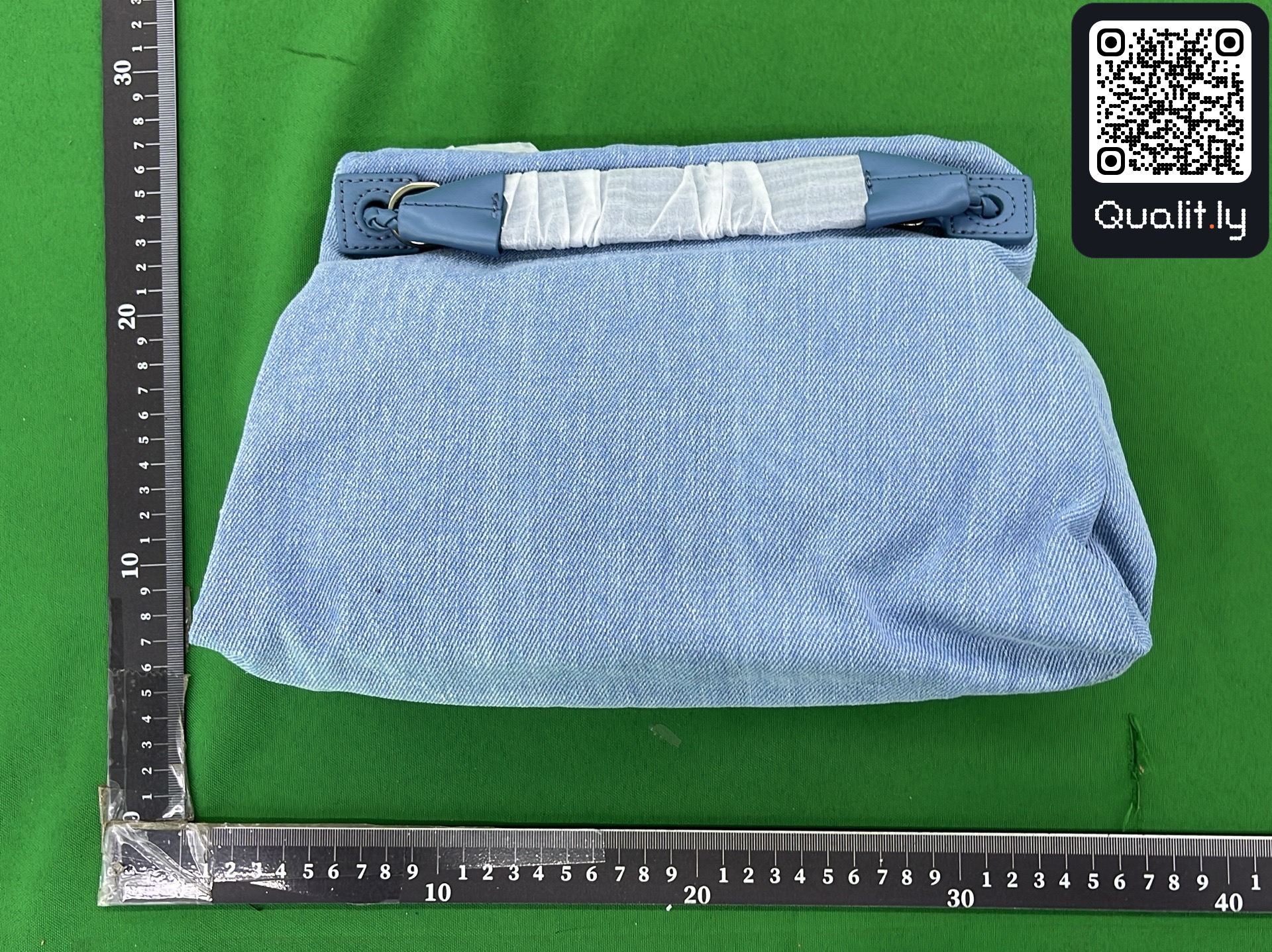 牛仔裤 QC 照片 2 / 3