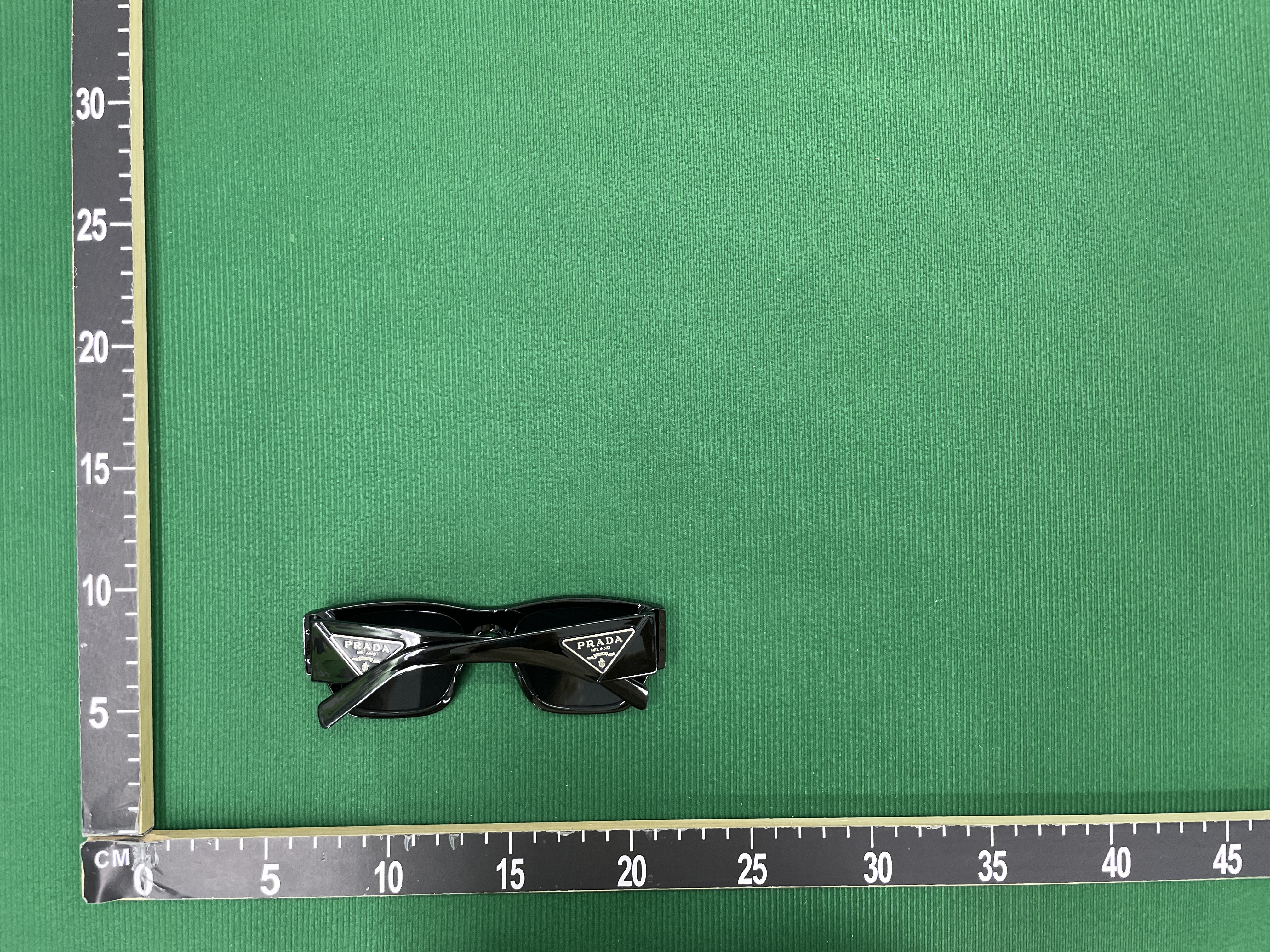 Okulary przeciwsłoneczne — zdjęcie QC 3 z 30