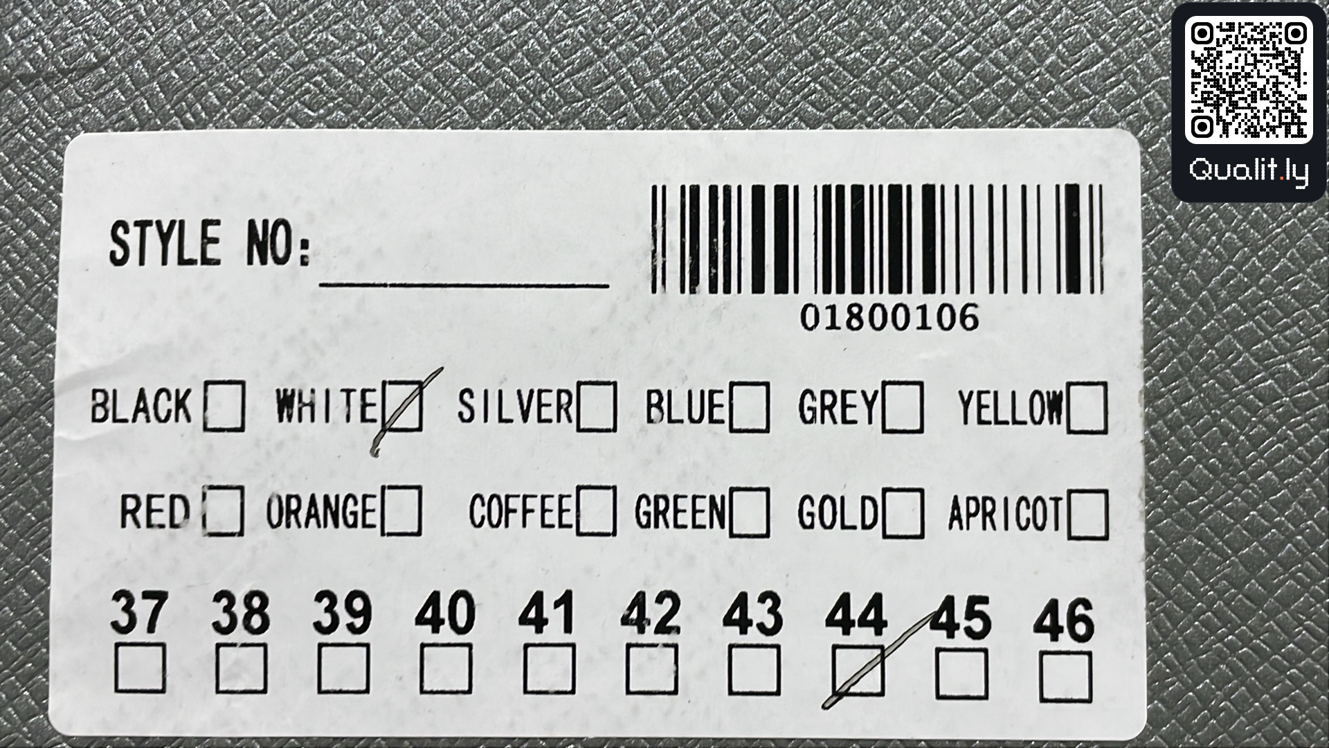 Sneakers QC photo 2 of 130