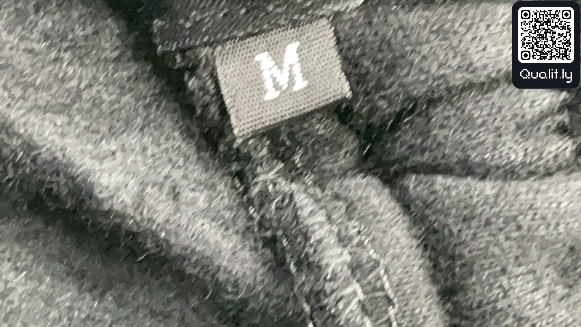 Pants QC photo 1 of 92