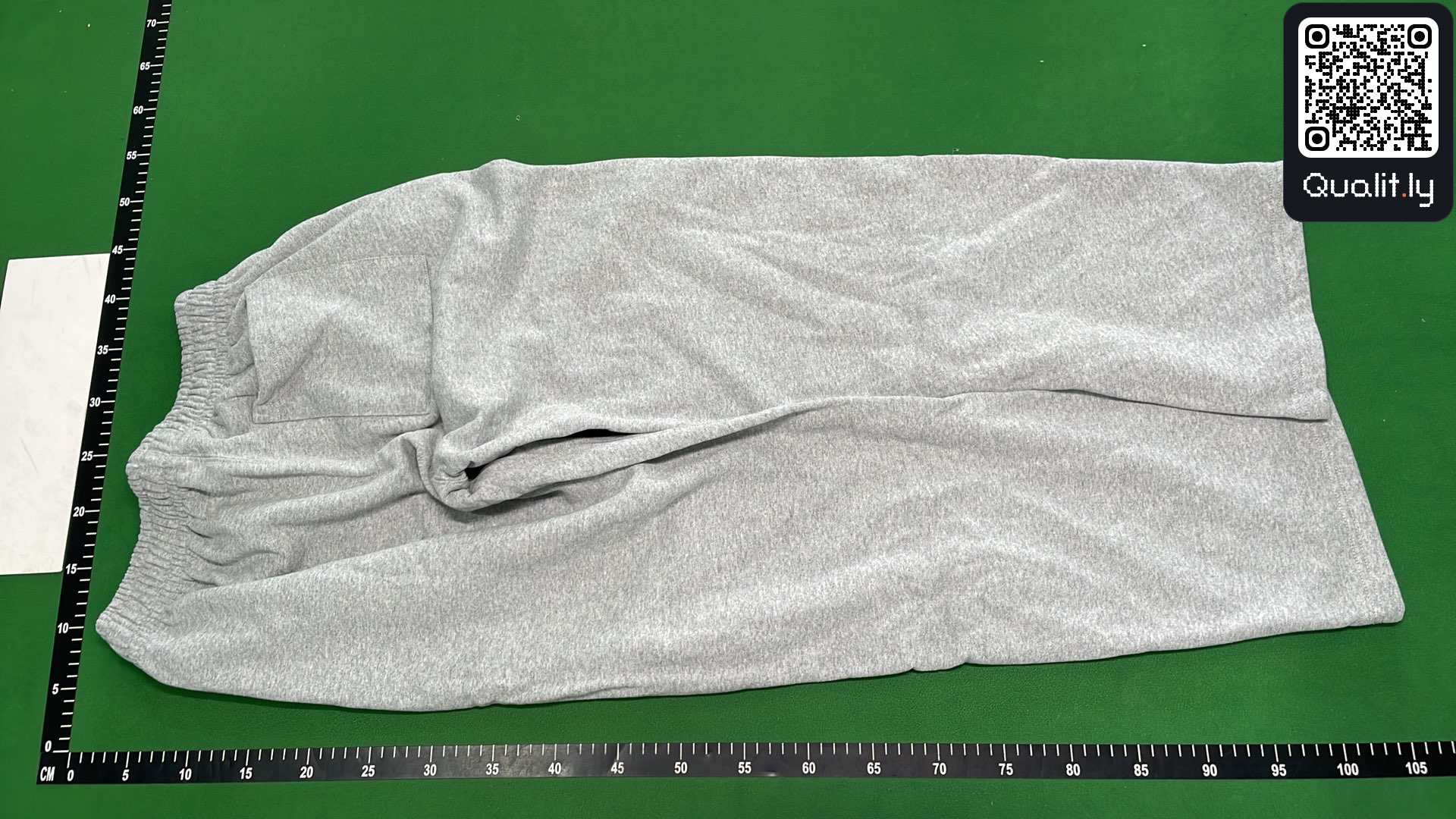 Pants QC photo 3 of 164
