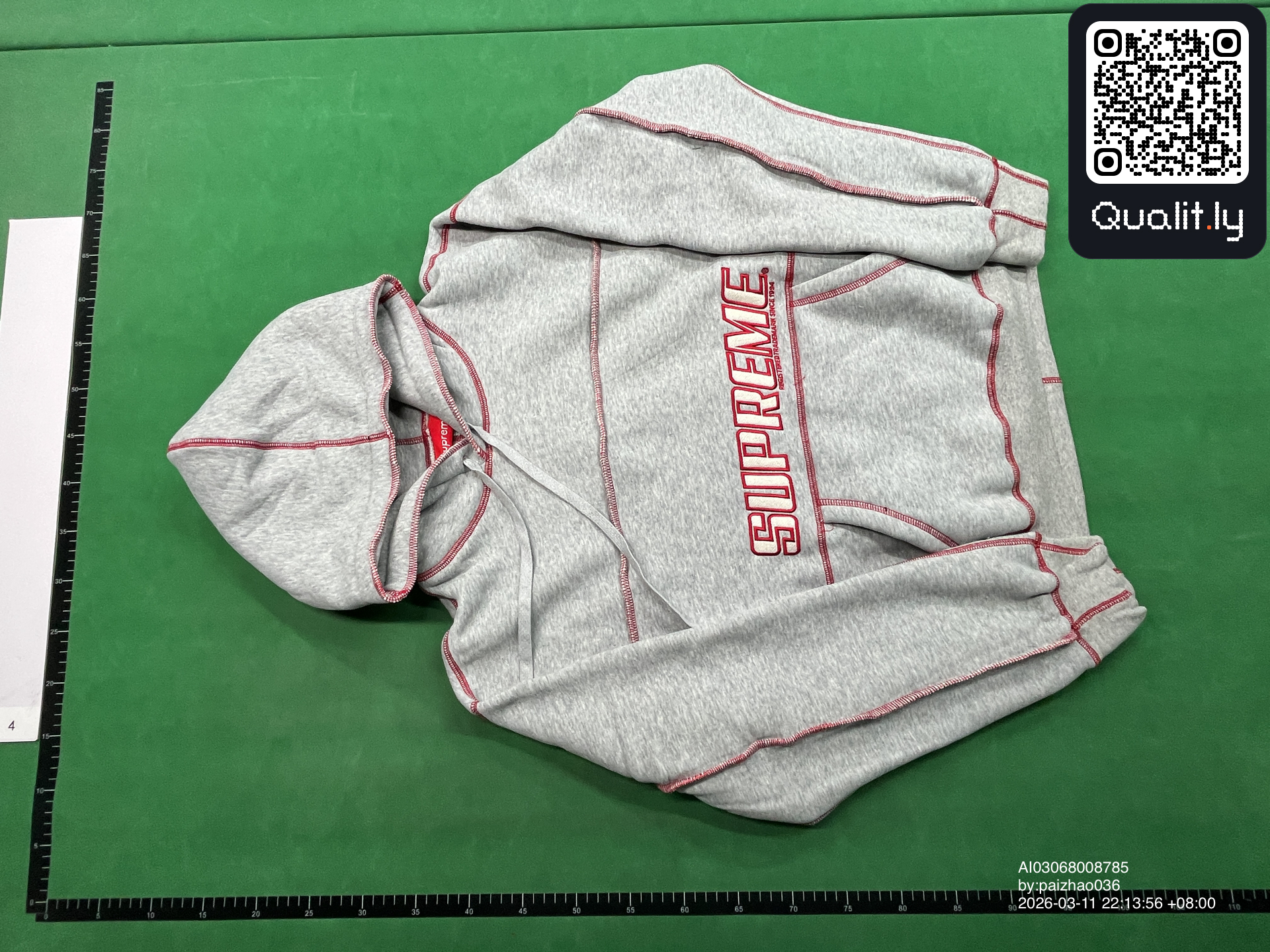 运动套装 QC 照片 2 / 62