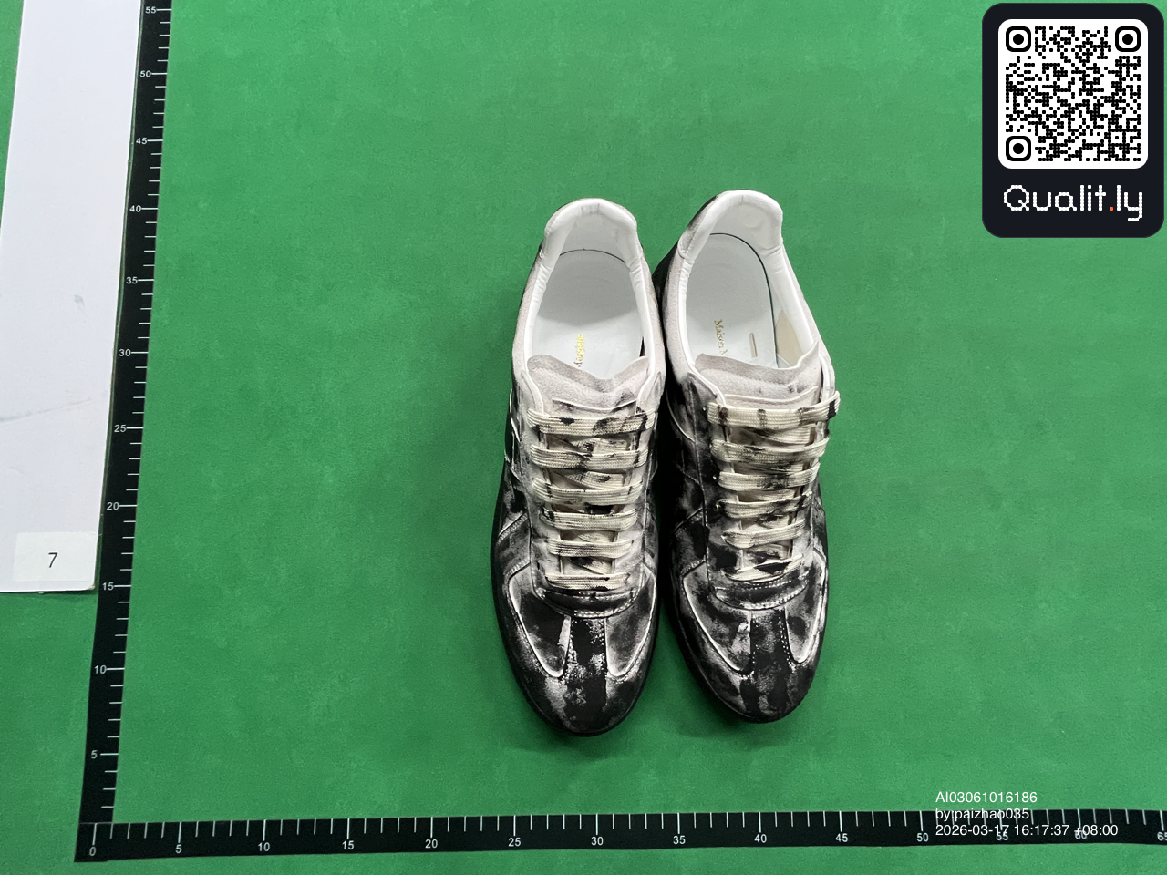 Sneakersy — zdjęcie QC 1 z 12