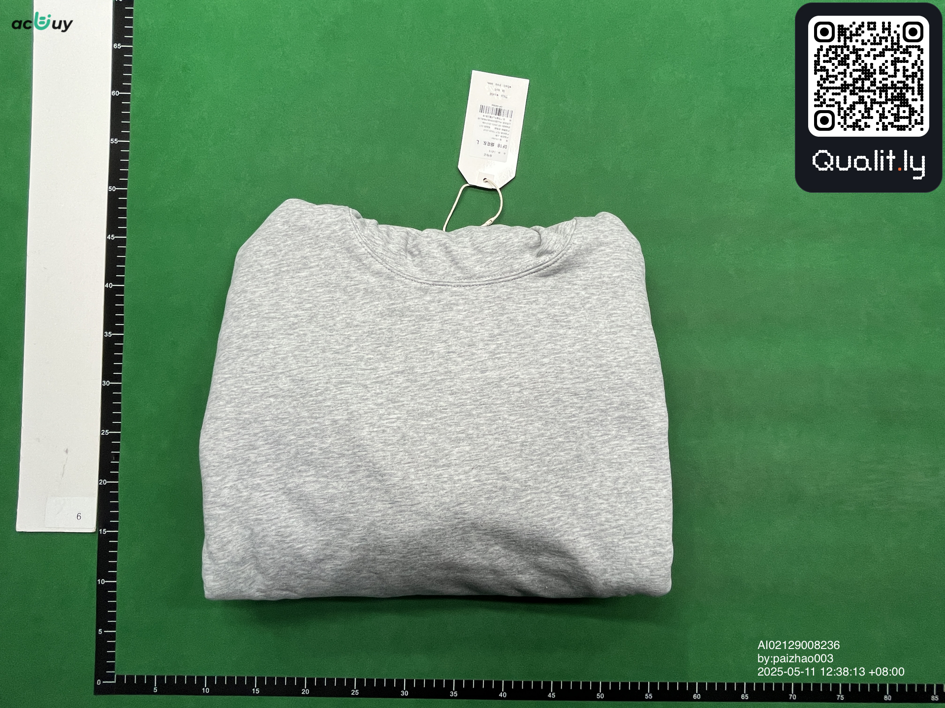 Hoodie QC photo 1 of 52