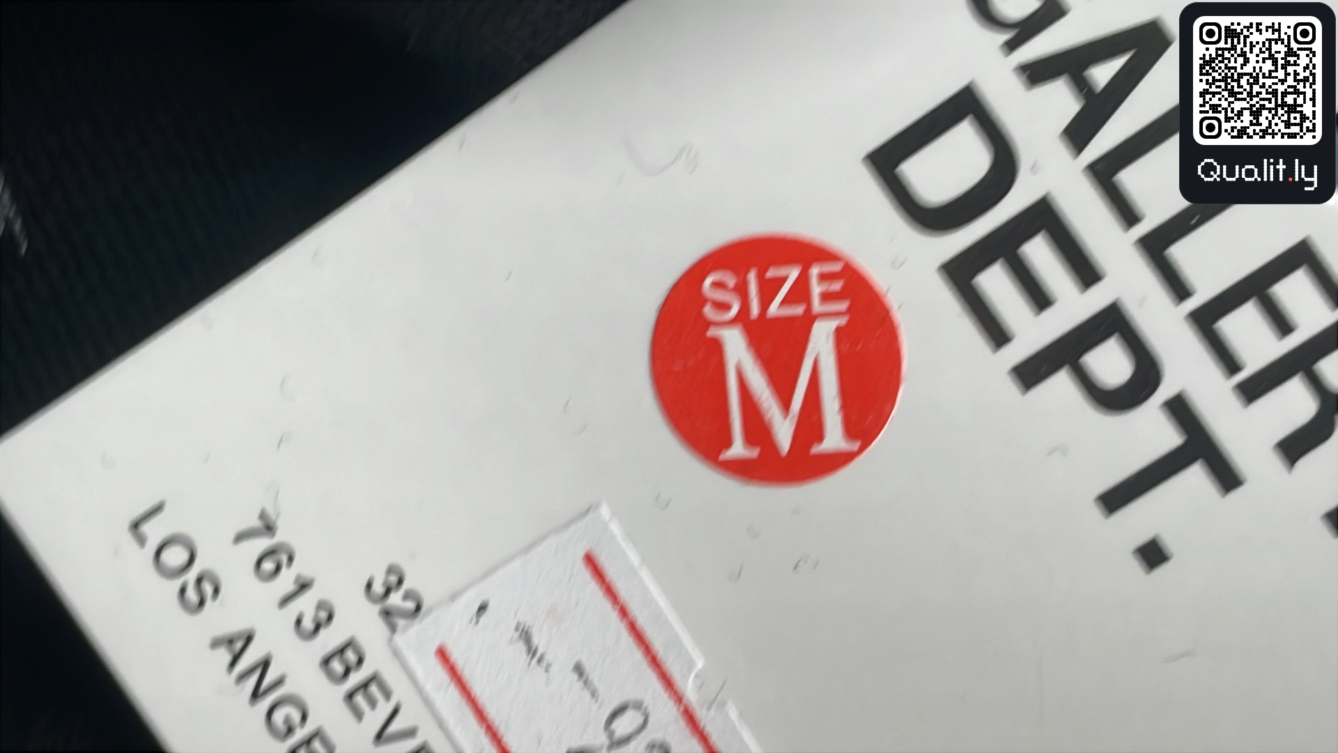 卫衣 QC 照片 1 / 28