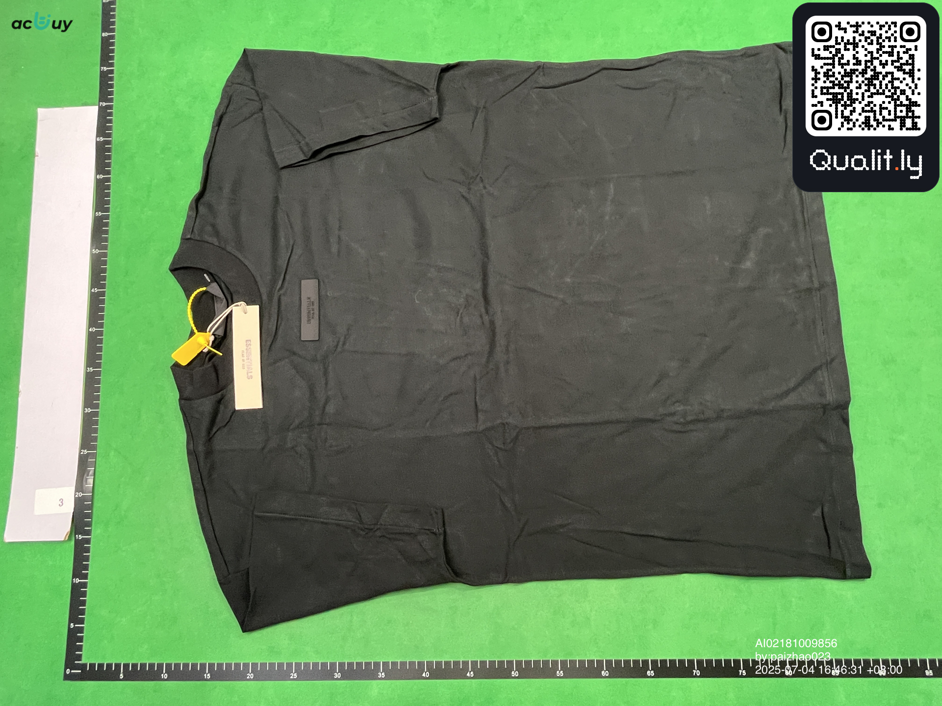 T-shirt QC photo 3 of 30