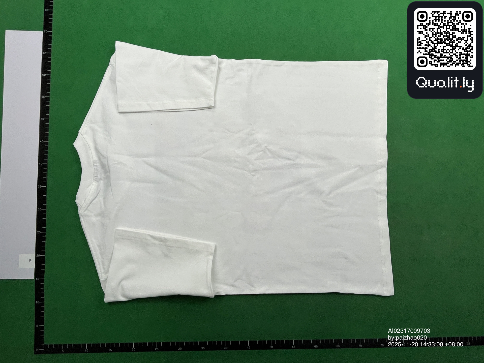 Tricou — fotografie QC 2 din 4