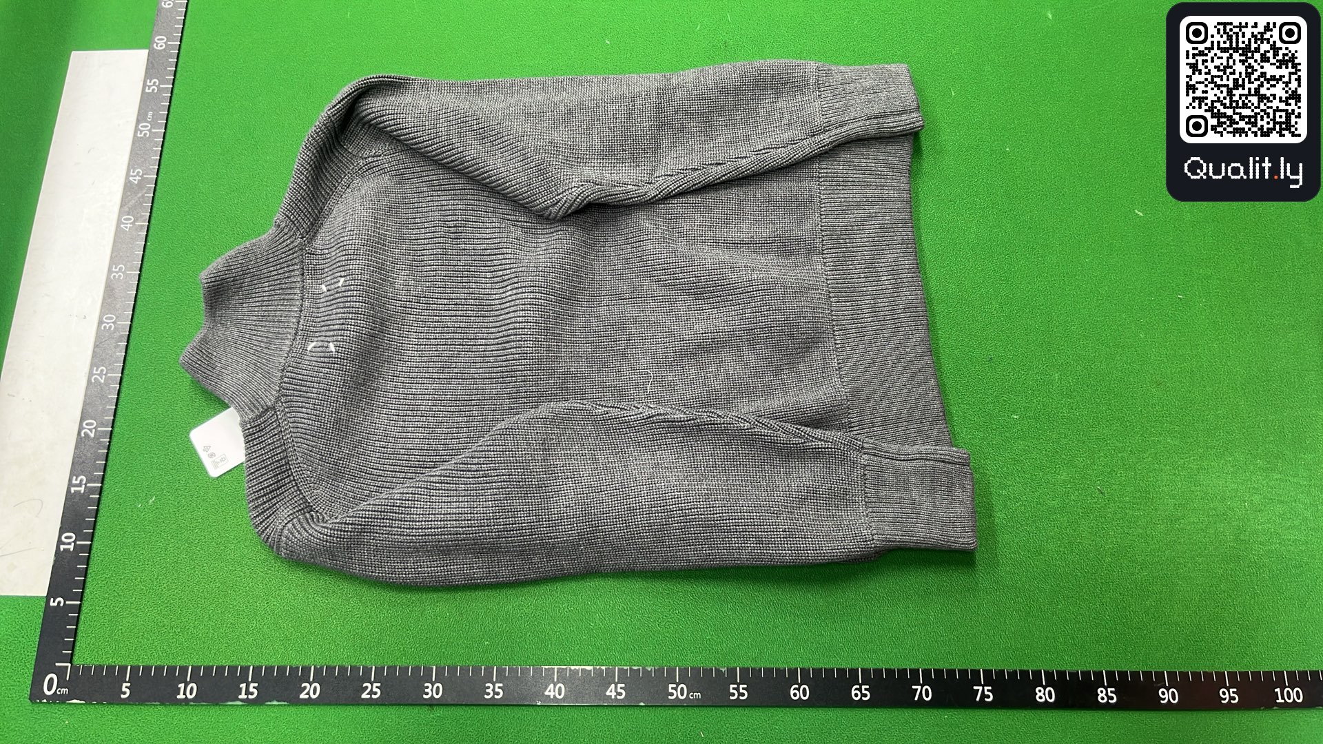 Pullover — QC-Foto 3 von 8