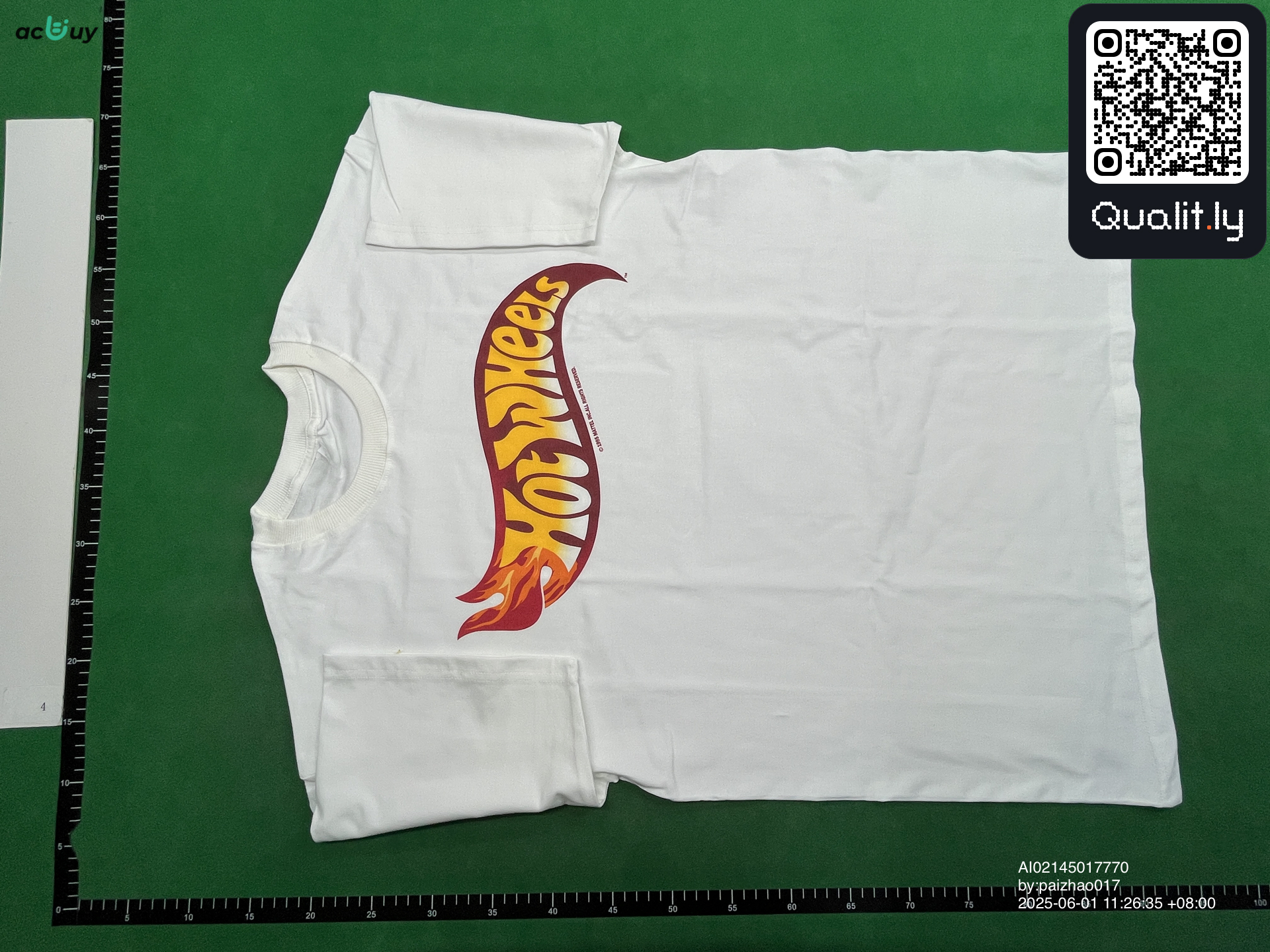 Camiseta — foto QC 3 de 4