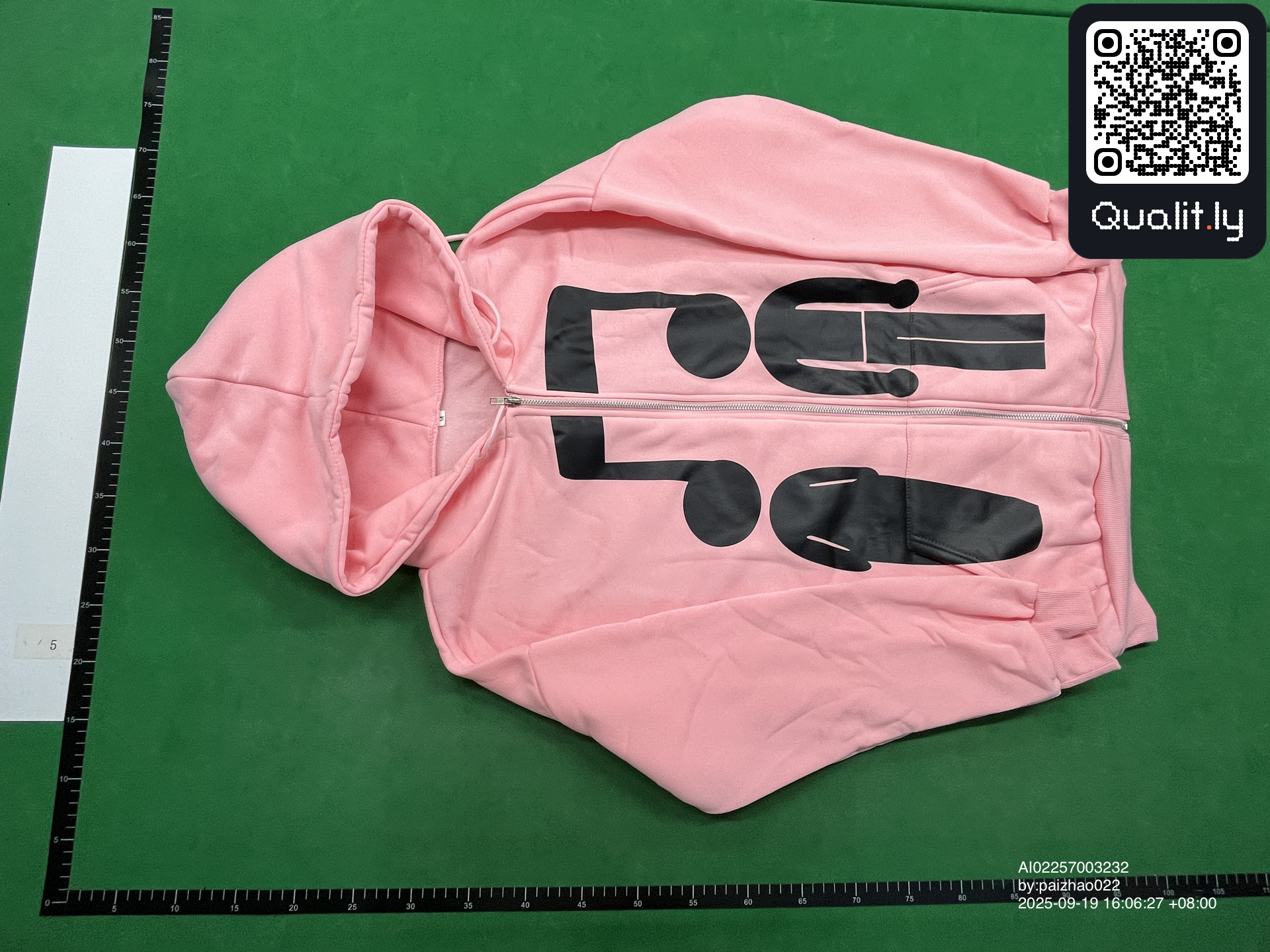 Hoodie QC photo 3 of 4