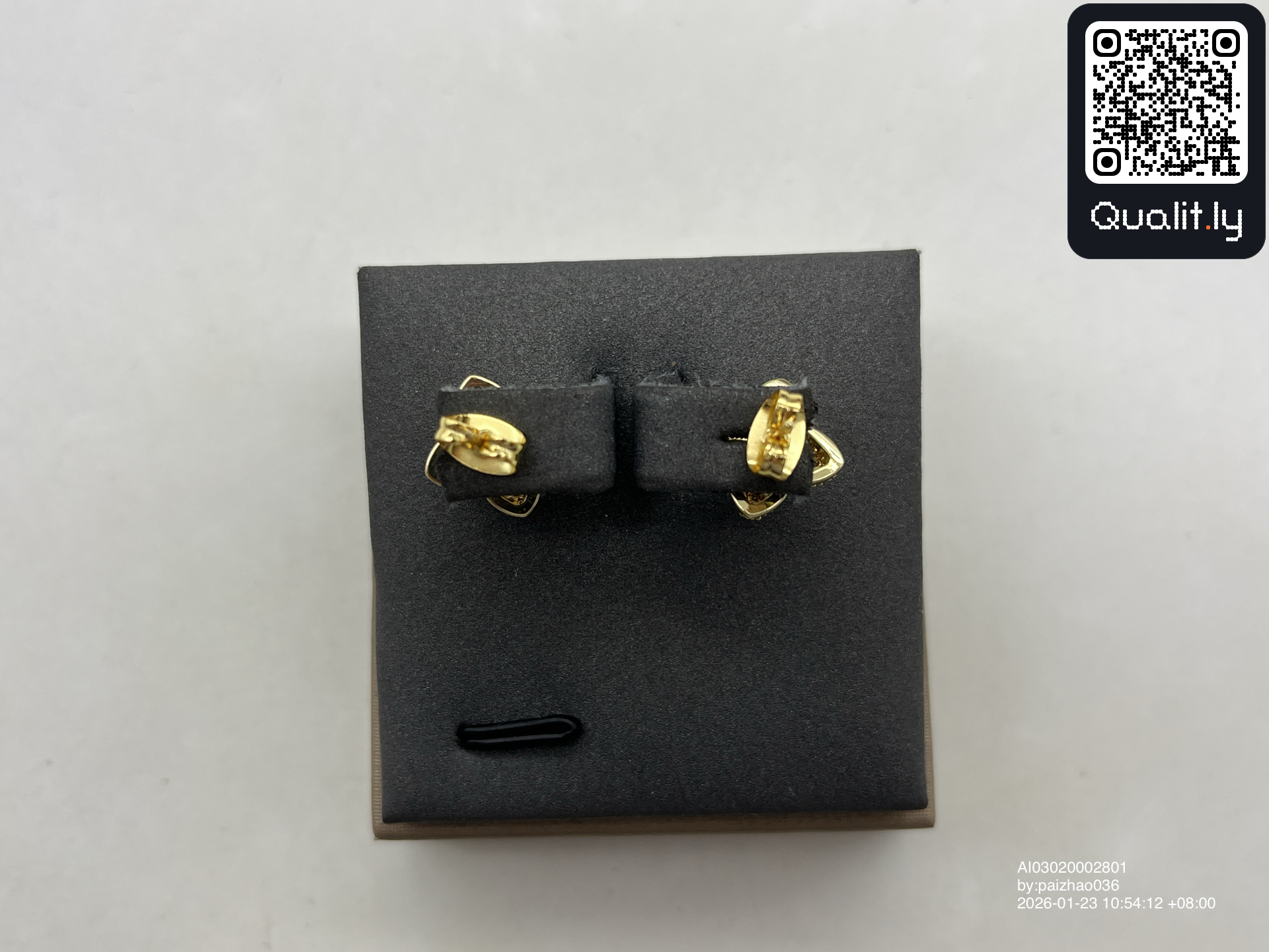 Schmuck — QC-Foto 2 von 12