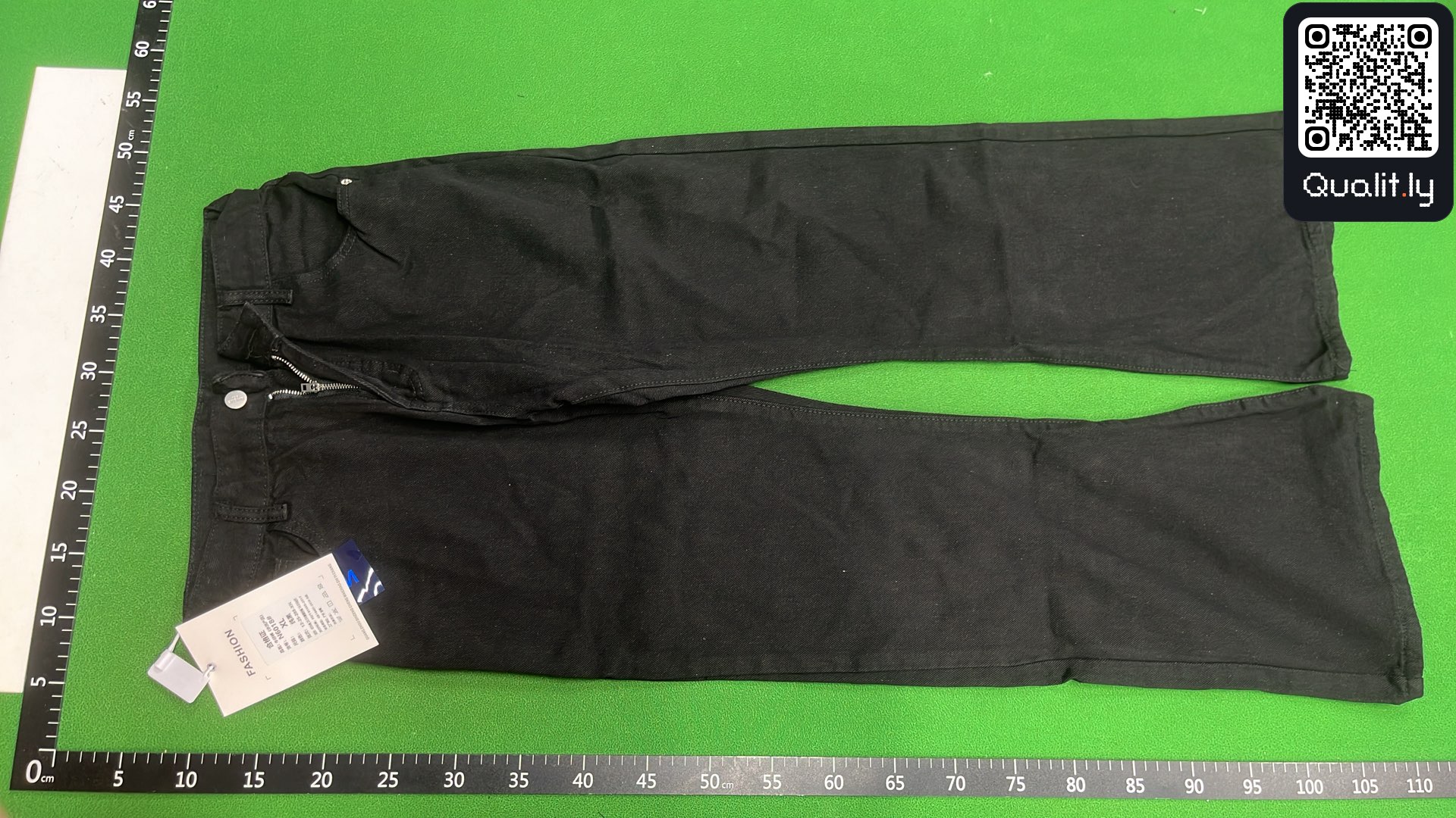 Jeans QC photo 2 of 62