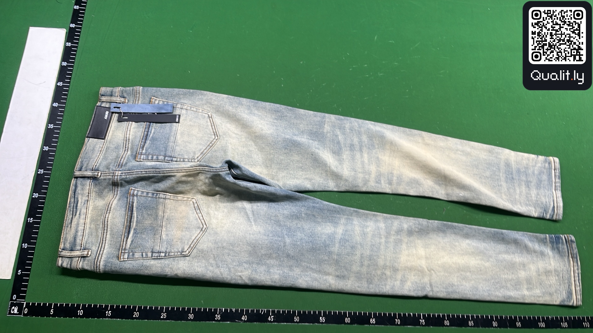 Jeans — QC-Foto 3 von 12