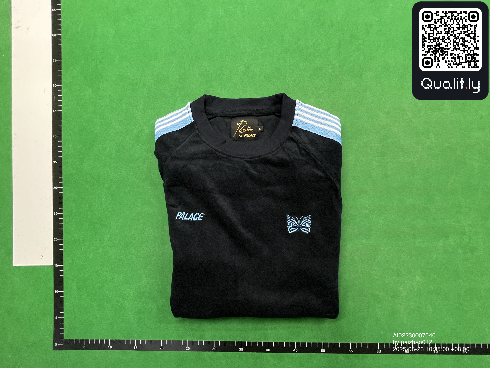 T-shirt — foto QC 1 di 4