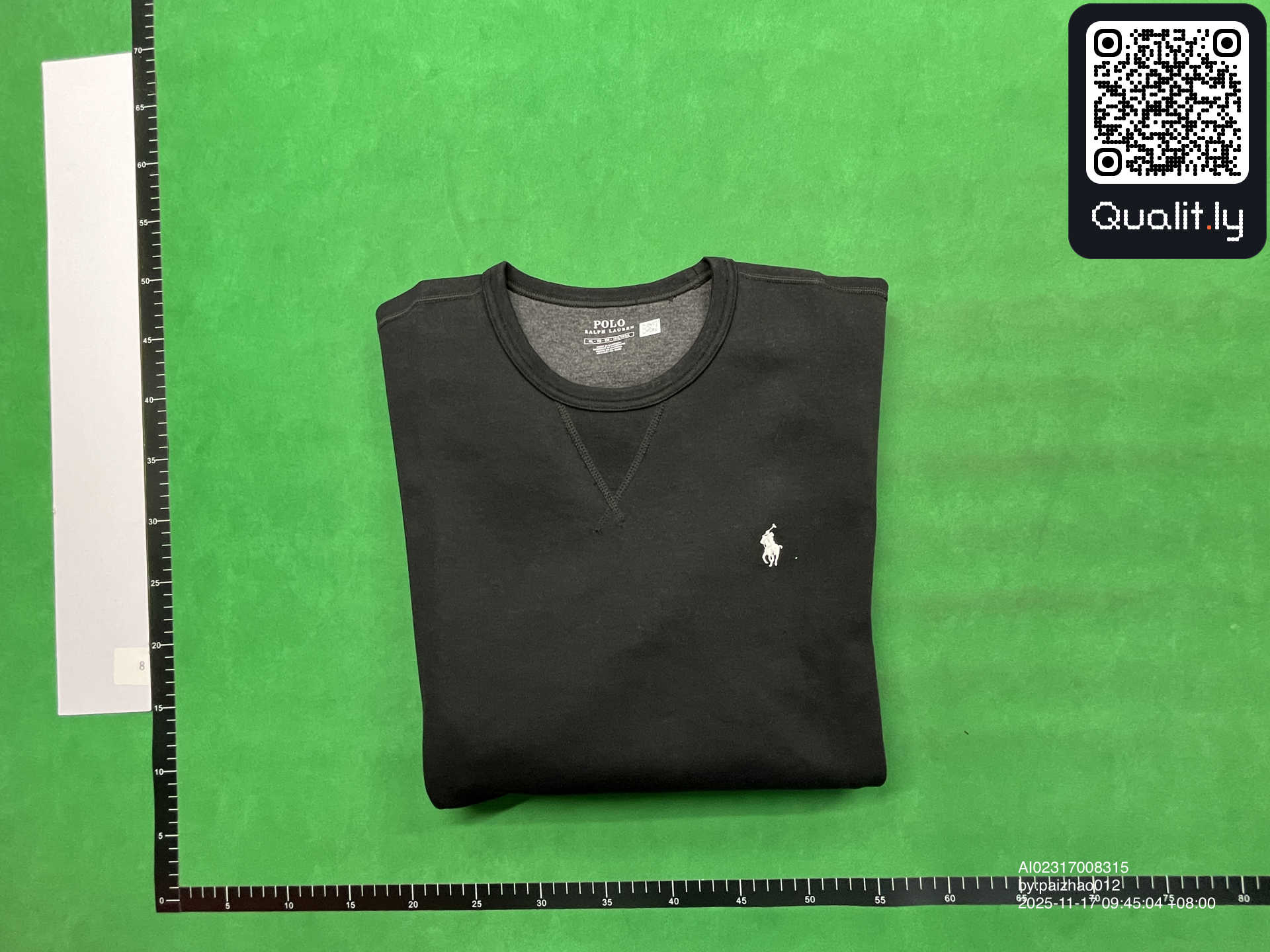 Sweatshirt QC photo 1 of 8