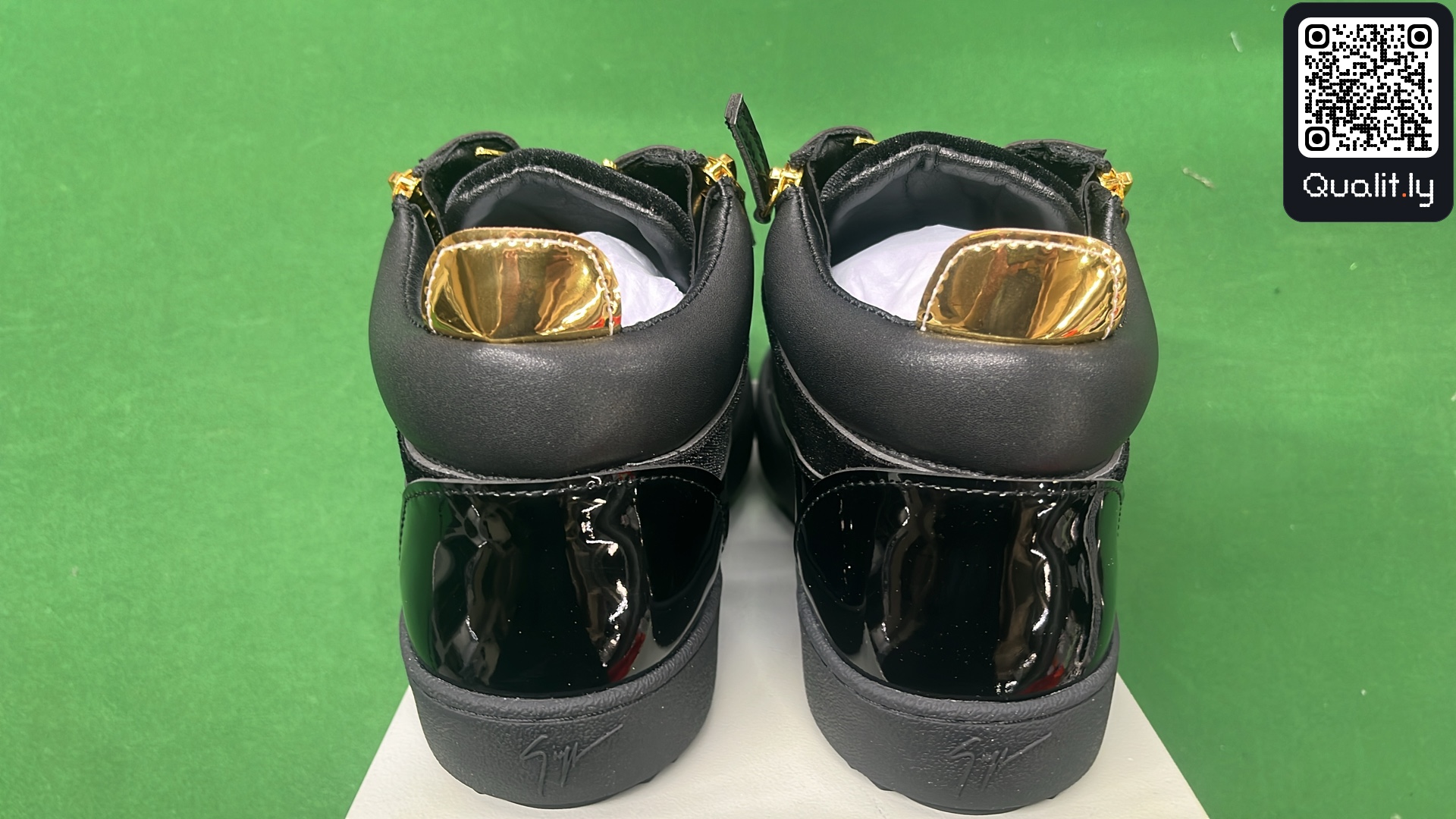 Sneakers — foto QC 3 di 112