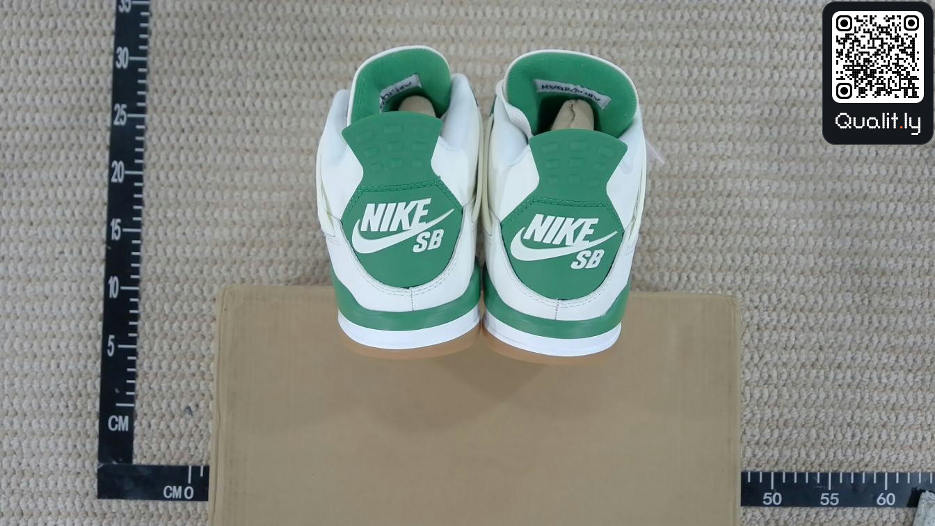 Sneakers QC photo 3 of 14