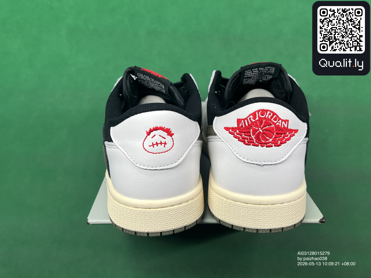 Sneaker — QC-Foto 3 von 22