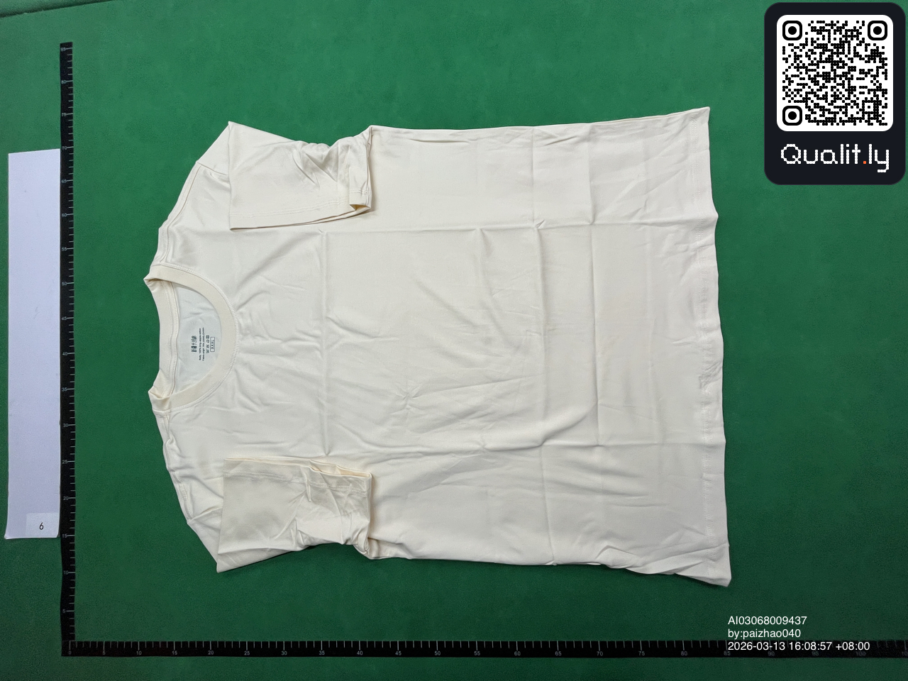 T-shirt — photo QC 2 sur 10