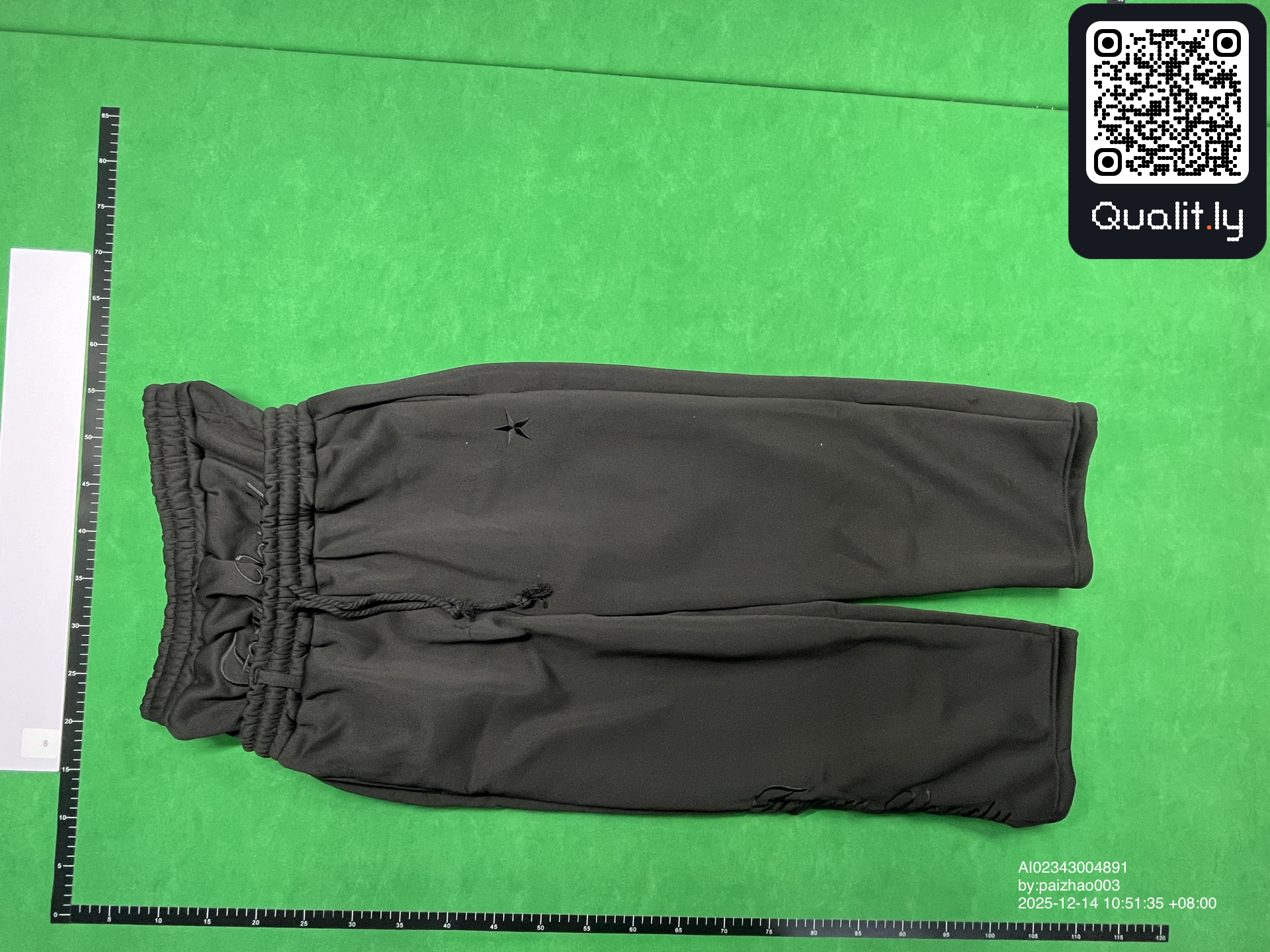 Byxor — QC-foto 3 av 30