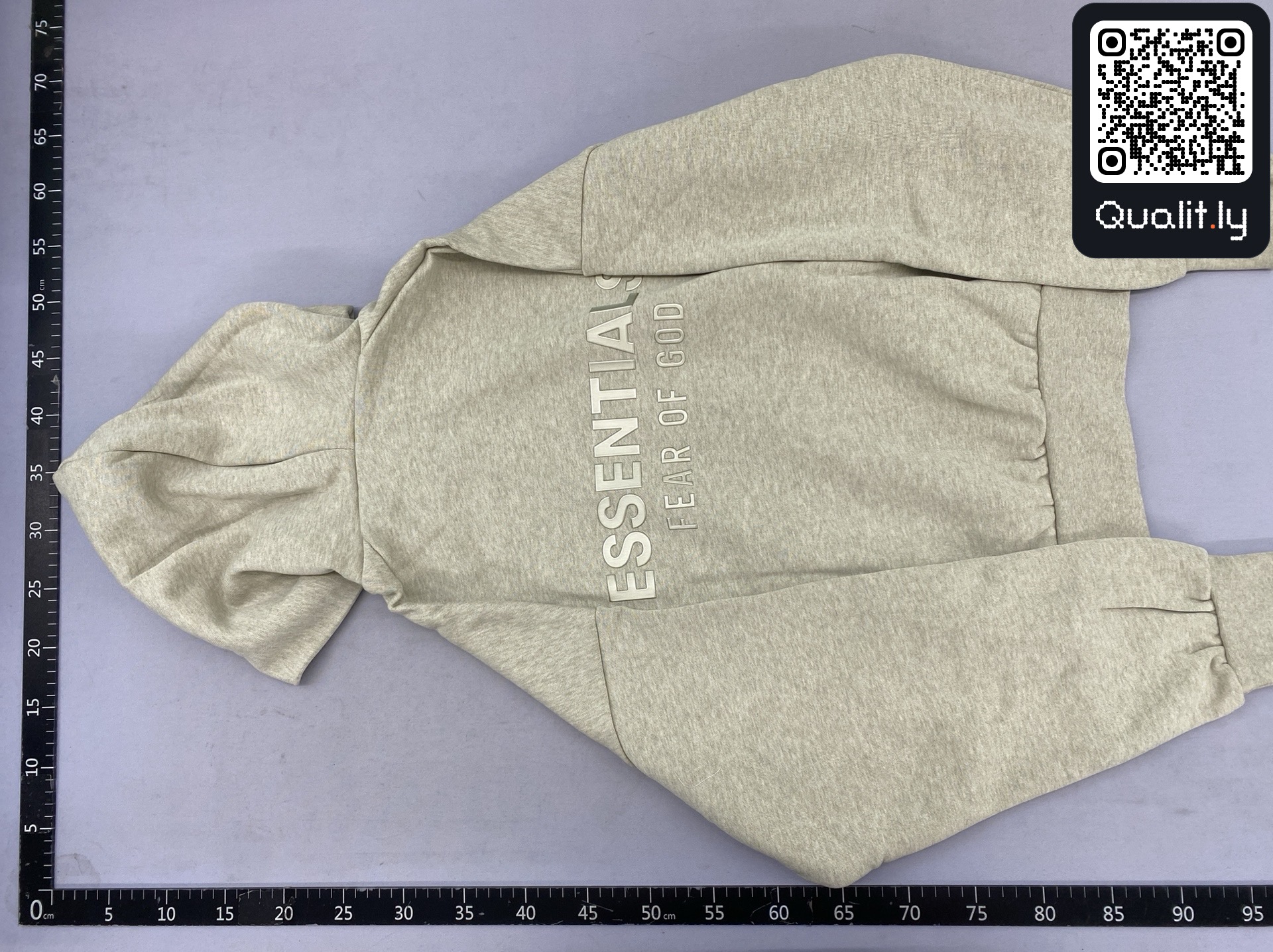 Hoodie QC photo 3 of 70