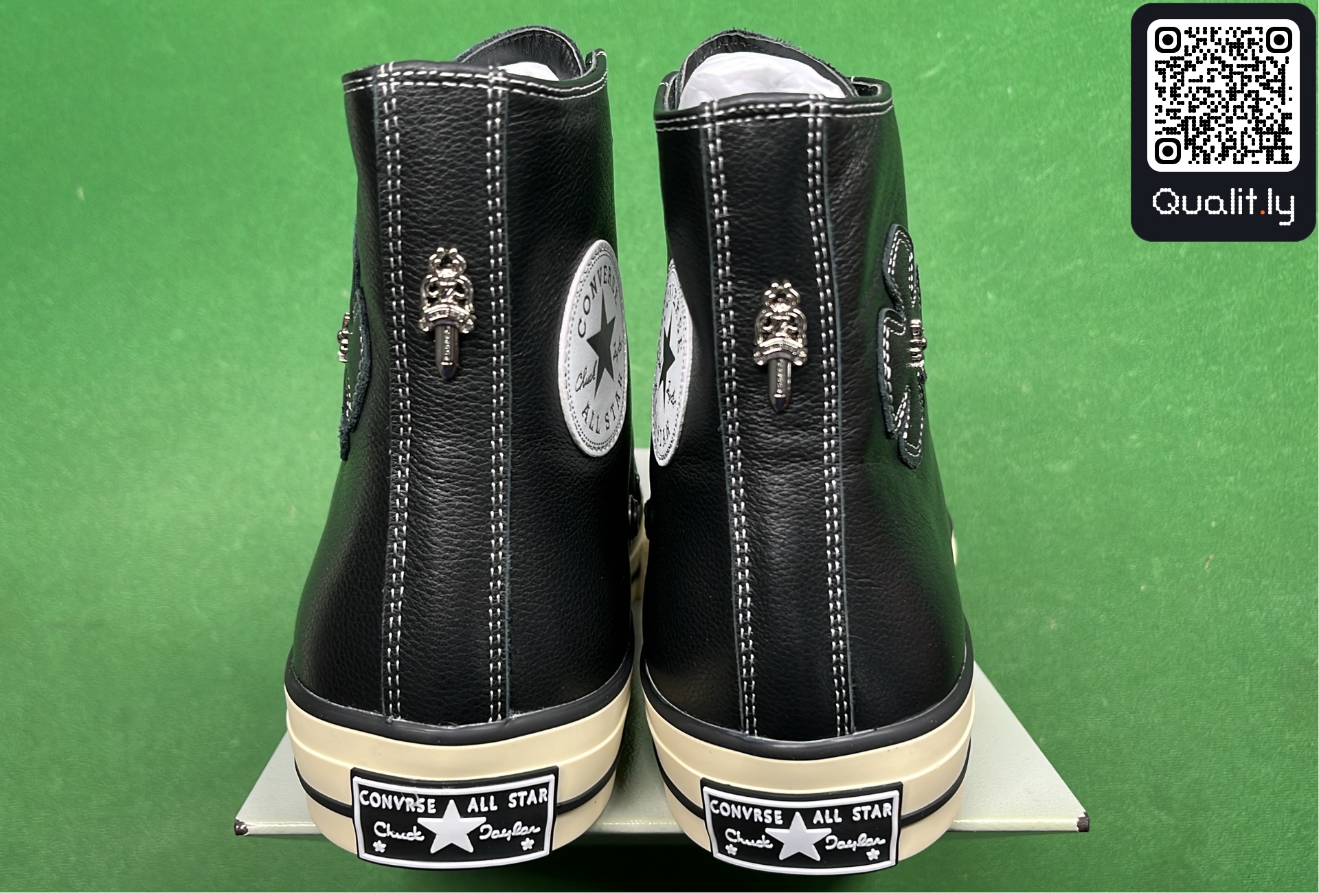 Sneakers QC photo 3 of 36