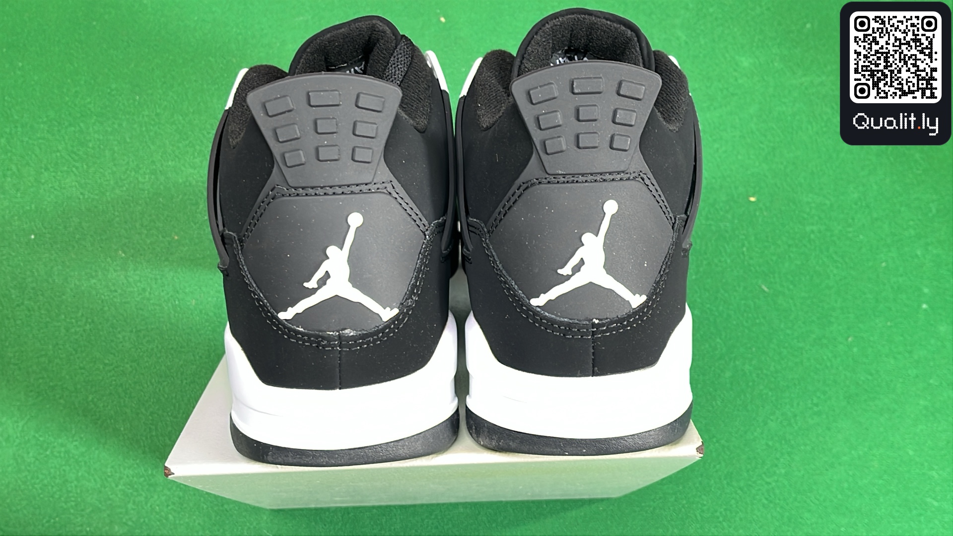 Sneakers — foto QC 3 di 6