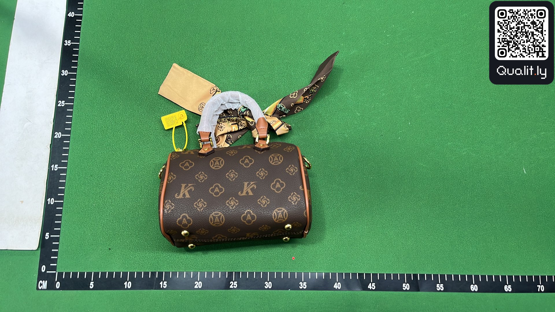 Bag QC photo 2 of 7