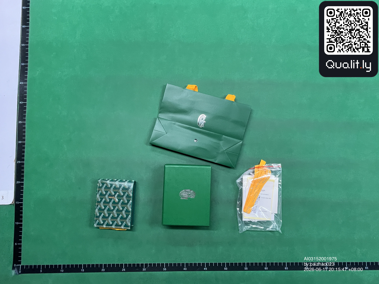 Geldbörse — QC-Foto 2 von 48