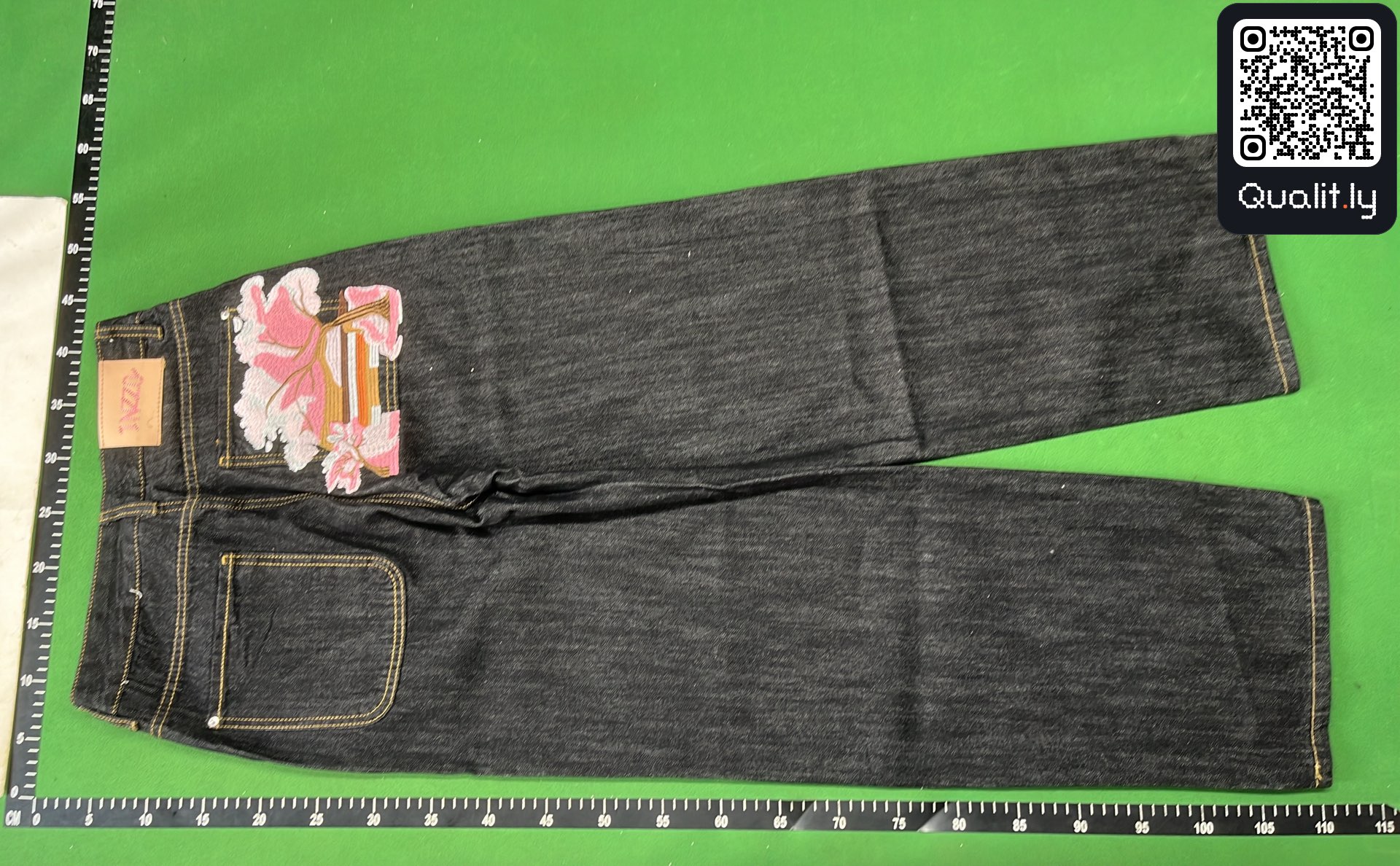 Hoodie — QC-foto 3 av 16