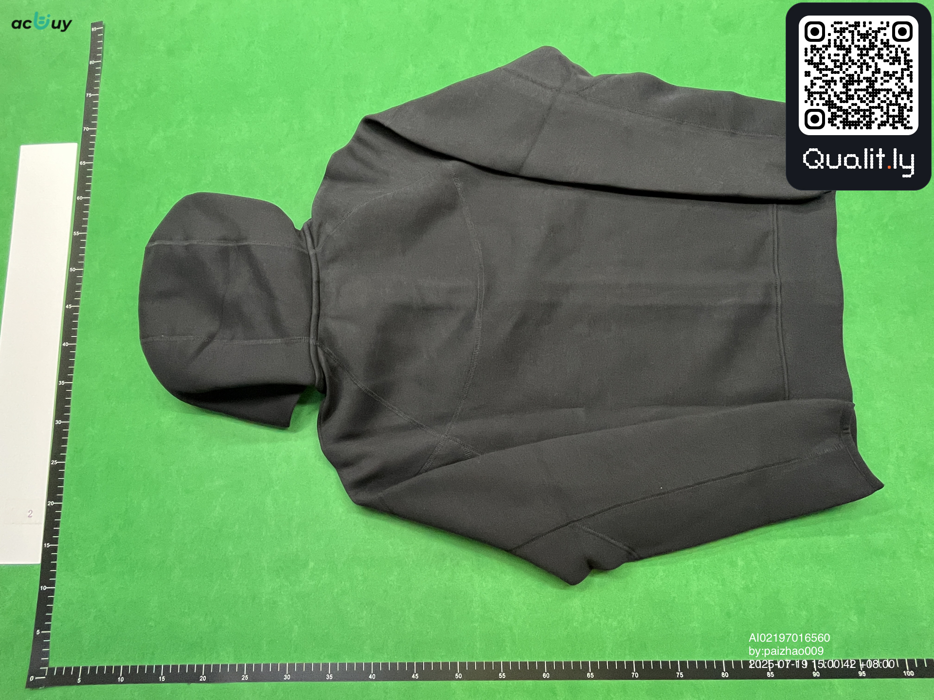 夹克 QC 照片 2 / 4