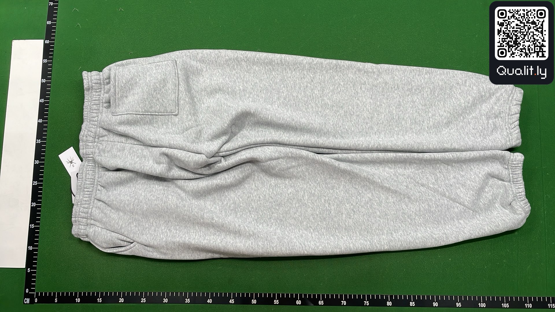 Hoodie — QC-Foto 3 von 16