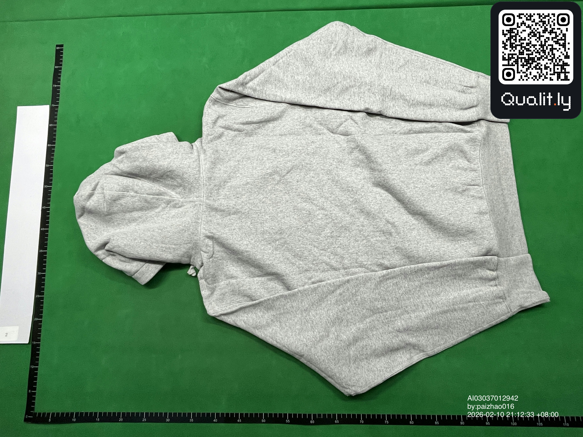 Hoodie — QC-foto 2 av 30