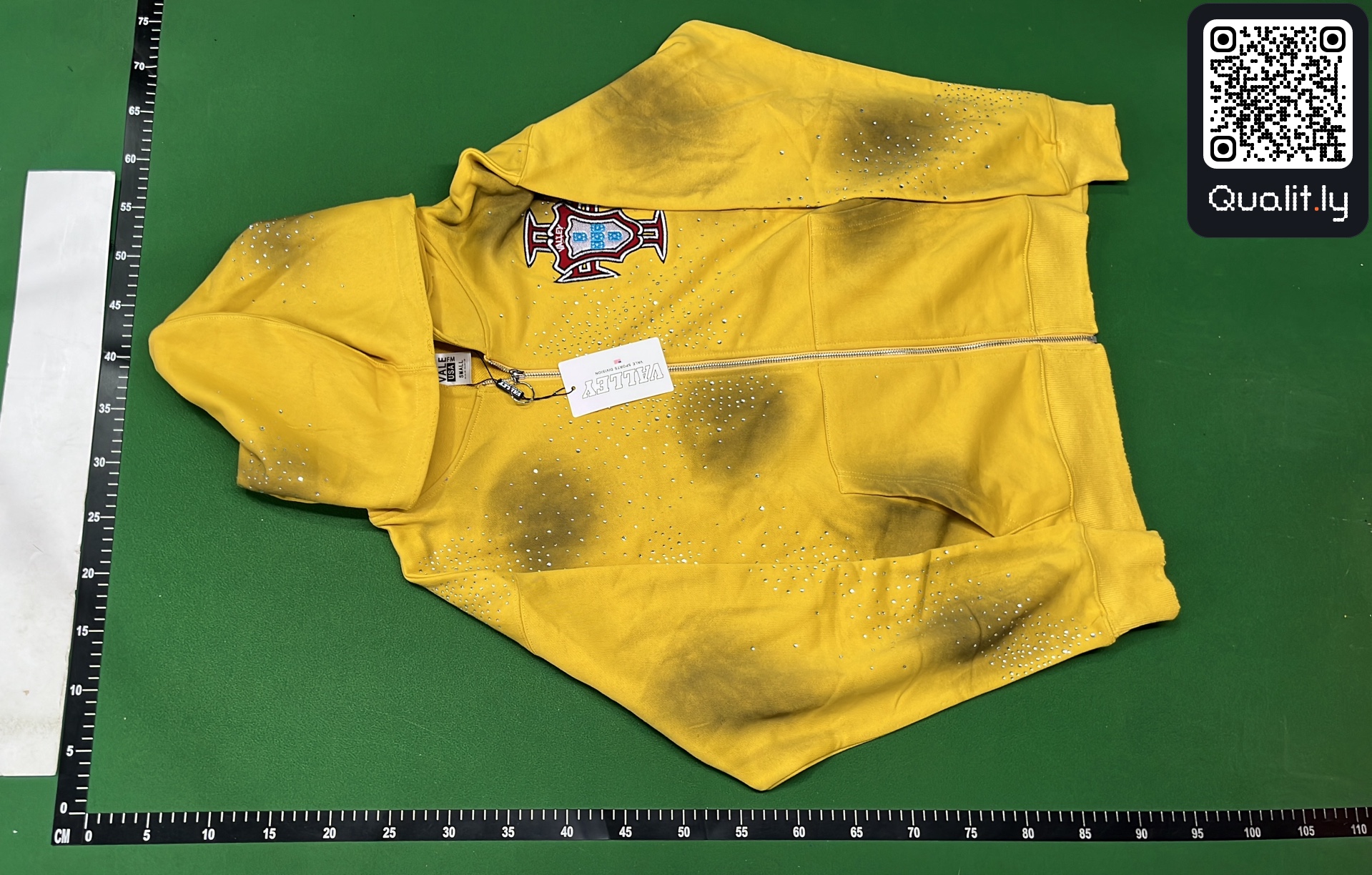 Sweatshirt QC photo 2 of 4