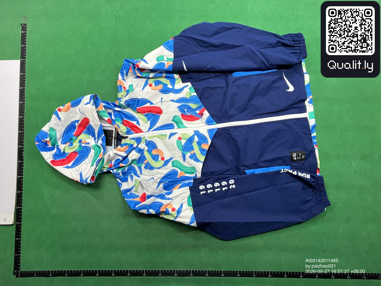 Jacket QC photo 2 of 42