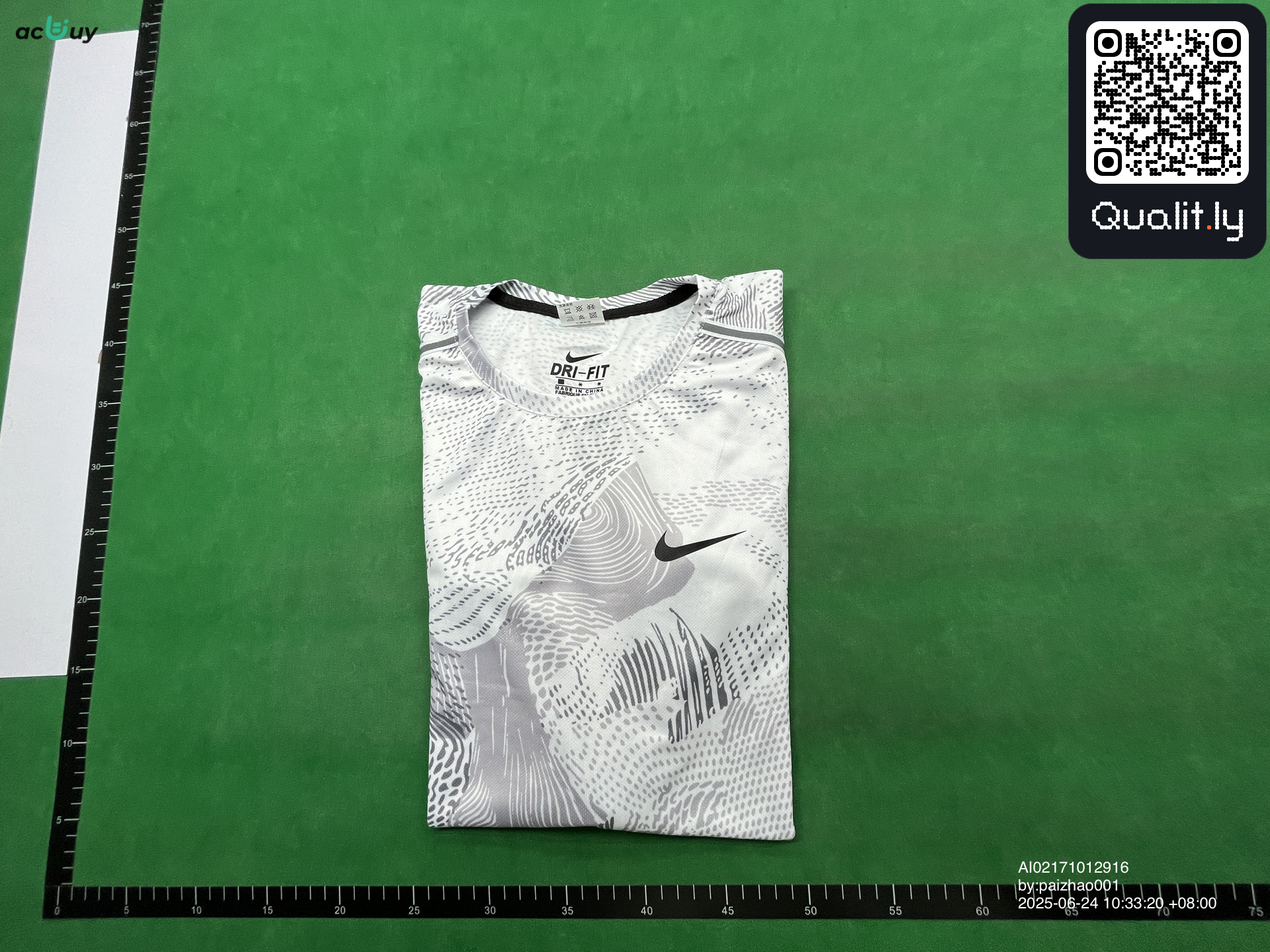 T-shirt — QC-foto 1 av 3