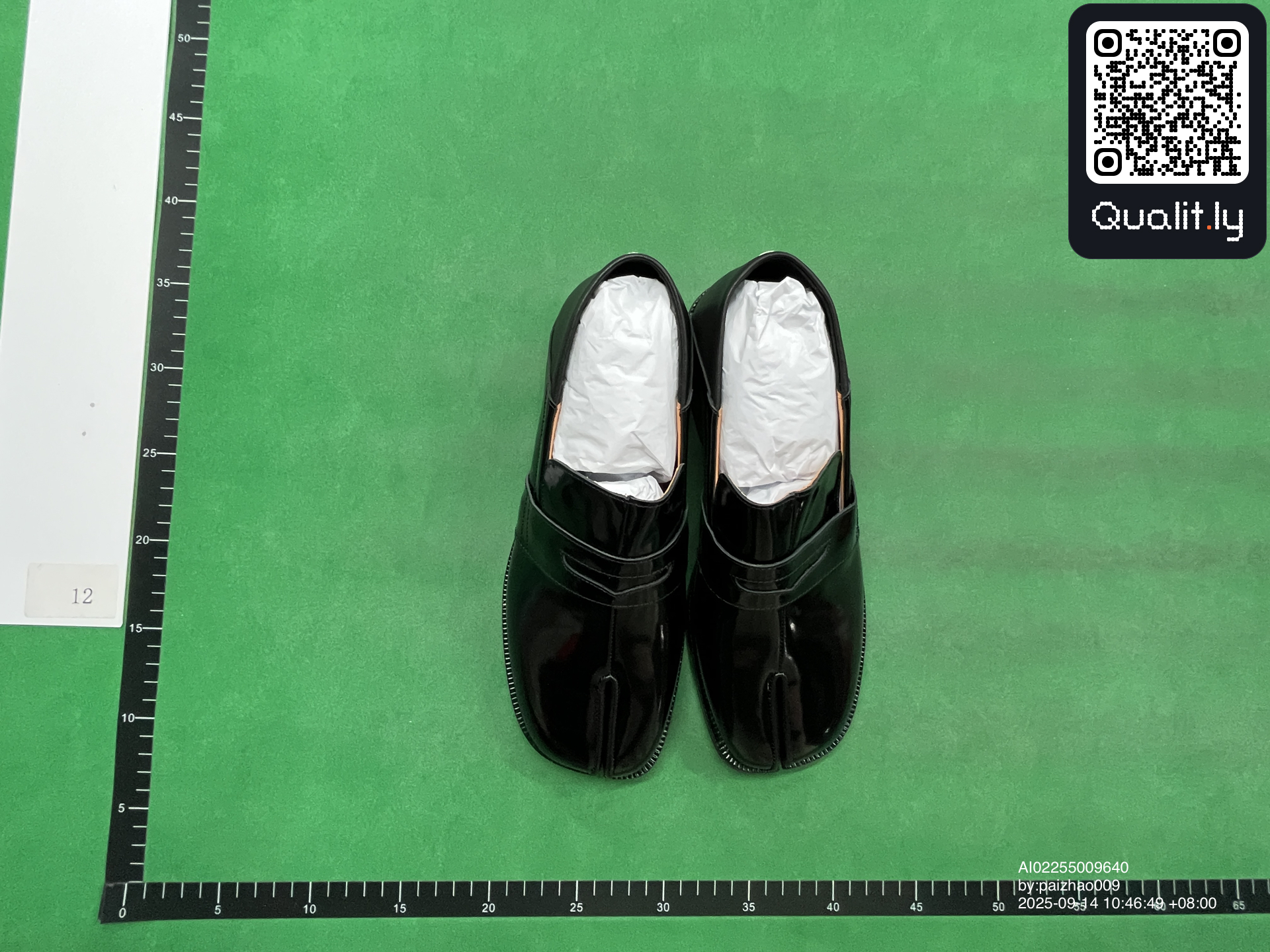 球鞋 QC 照片 1 / 6
