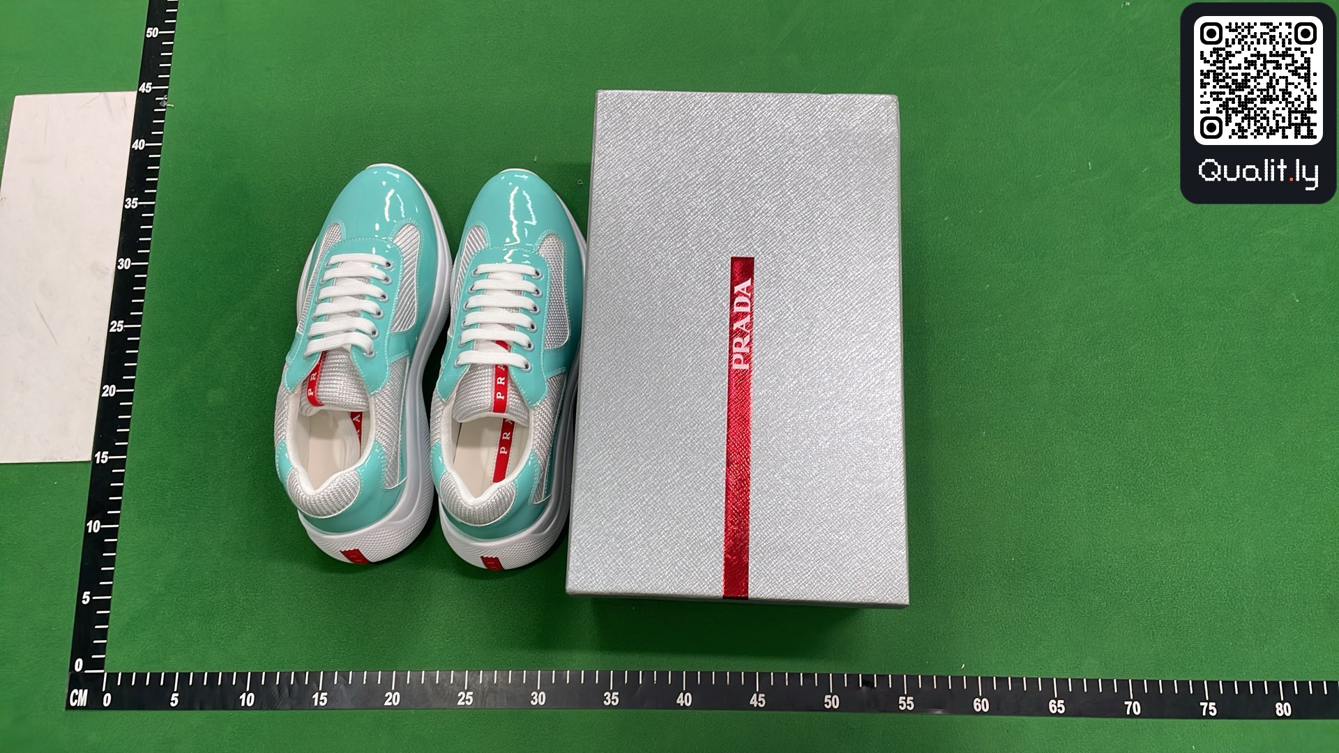 Sneakers — QC-foto 1 van 78